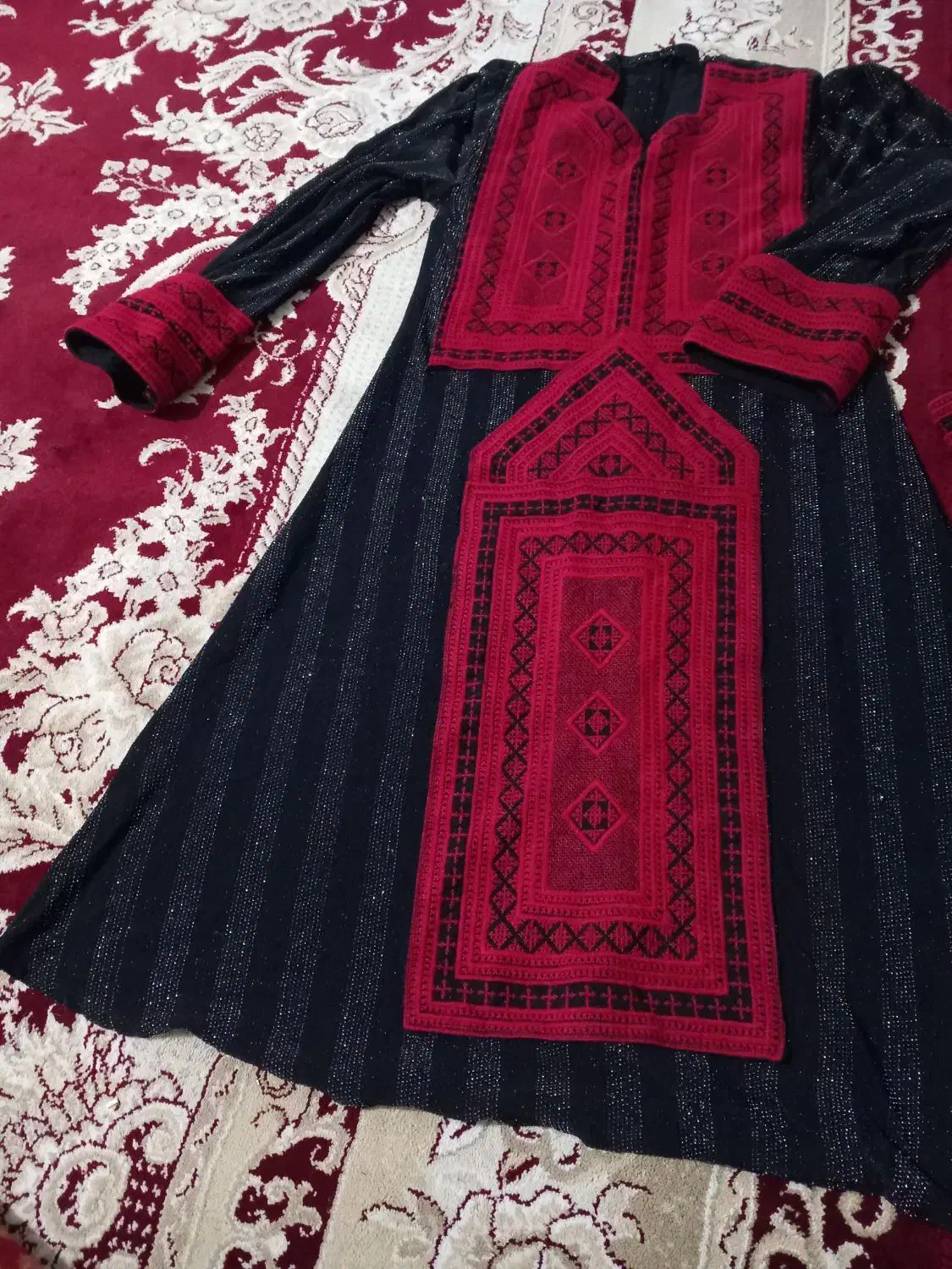 لباس بلوچی|لباس|زابل, |دیوار