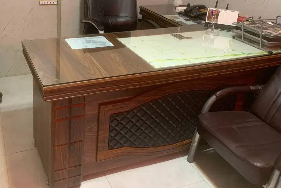 میز اداری / میز مدیریتی / سالم / تمیز /درحد نو|مبلمان اداری|کرمانشاه, |دیوار
