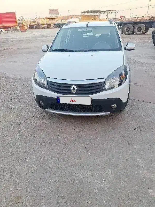 ساندرو استپ وی مدل ۲۰۱۷ خیلی نو|خودرو سواری و وانت|یزد, |دیوار