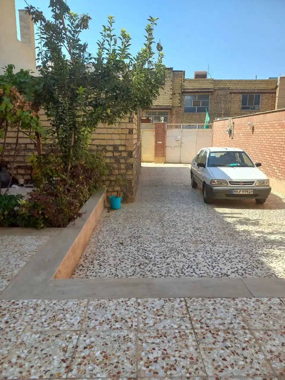 فروش خانه ویلایی ۳۵۰ متری ۲ خوابه در گزبرخوار|فروش خانه و ویلا|شاهین‌شهر, گزبرخوار|دیوار