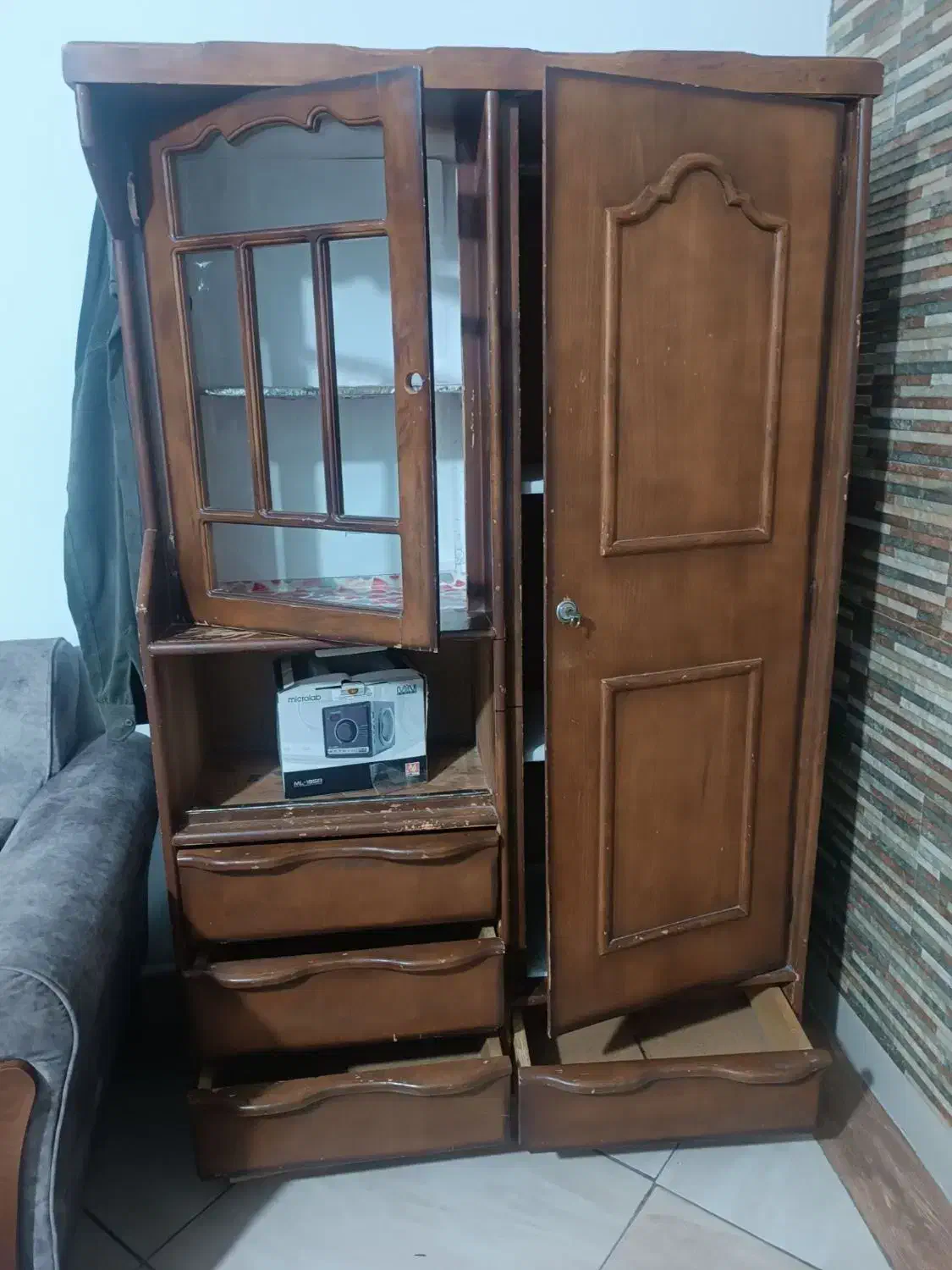 کمد چوبی|جاکفشی، کمد، دراور|کرمانشاه, |دیوار