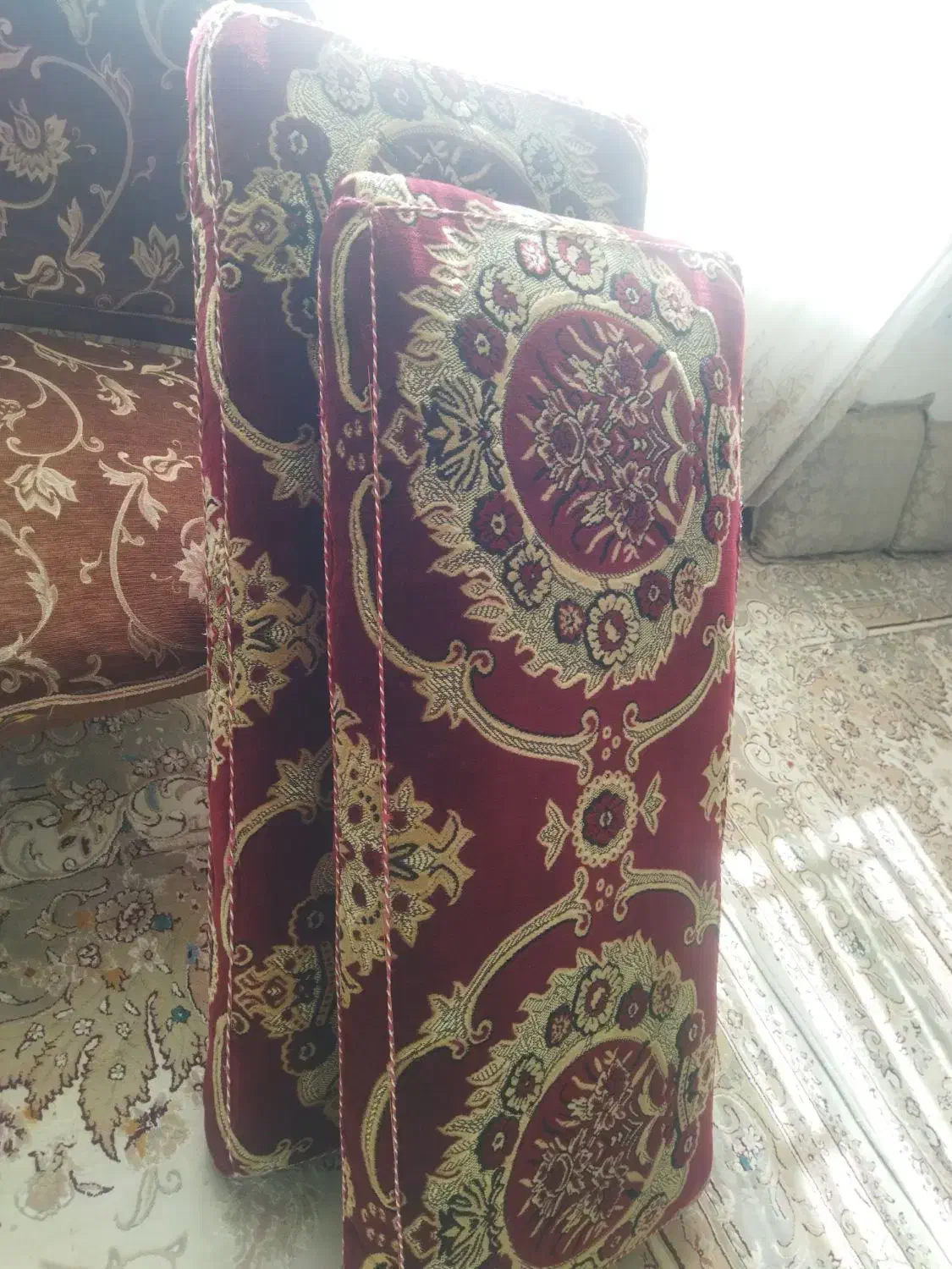 پشتی|پشتی|گلپایگان, |دیوار