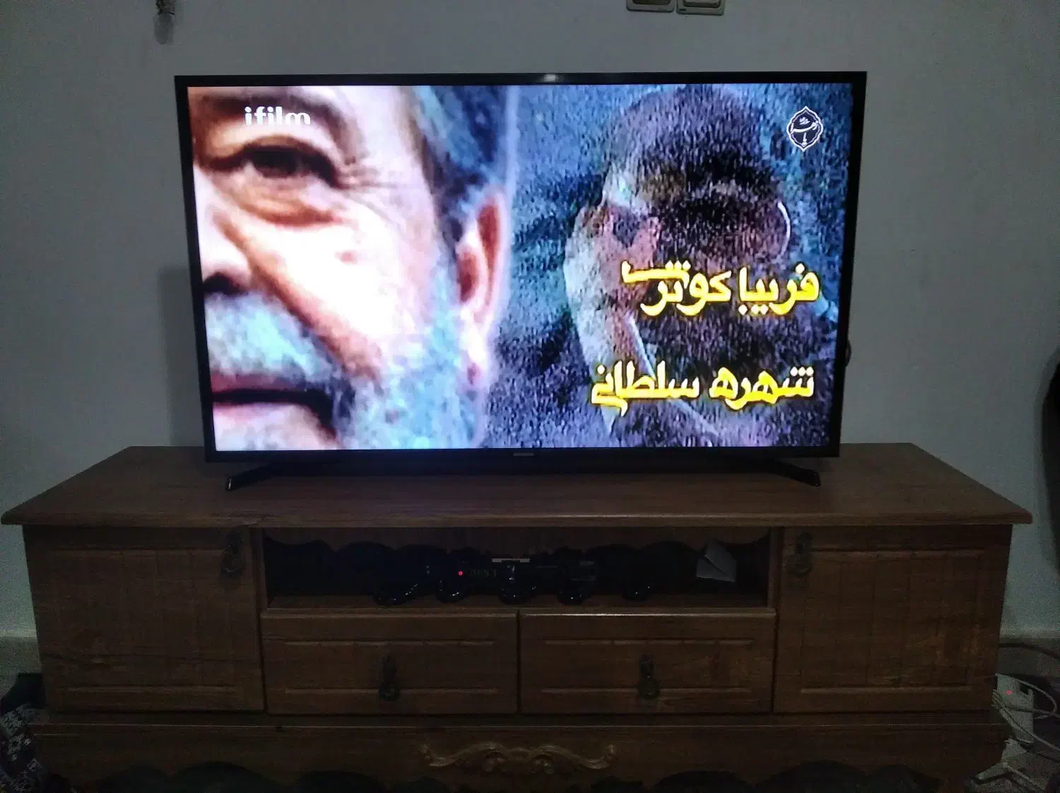 ۴۳اینچ سامسونگ اصل کره هوشمند اسمارت درحدآکبند|تلویزیون و پروژکتور|کرج, شهرک سهرابیه|دیوار