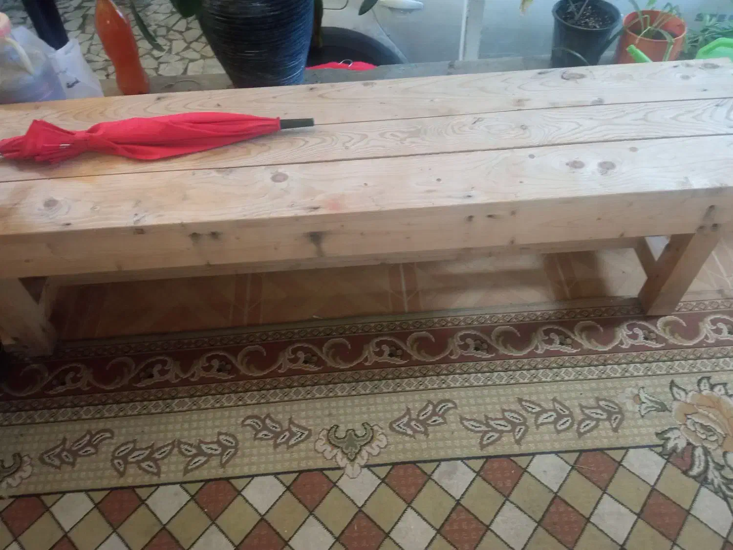 میز ودو عدد نیمکت چوبی سفارشی|صندلی و نیمکت|رشت, رودبارتان|دیوار