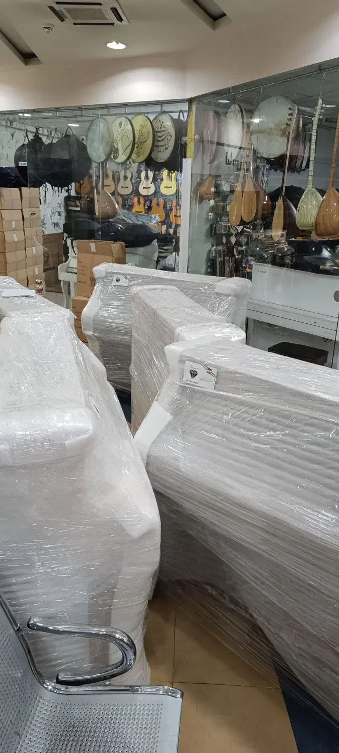 پیانو شیراز (شرایطی بدون سود)|پیانو، کیبورد، آکاردئون|شیراز, سینما سعدی|دیوار