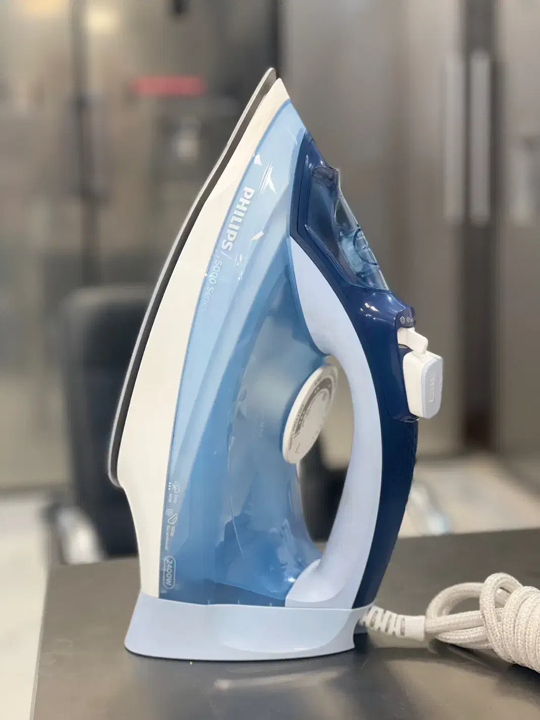 اتو فیلیپس مدل ۵۰۲۰ سری ۵۰۰۰|اتو و لوازم اتو|شیراز, خلدبرین|دیوار