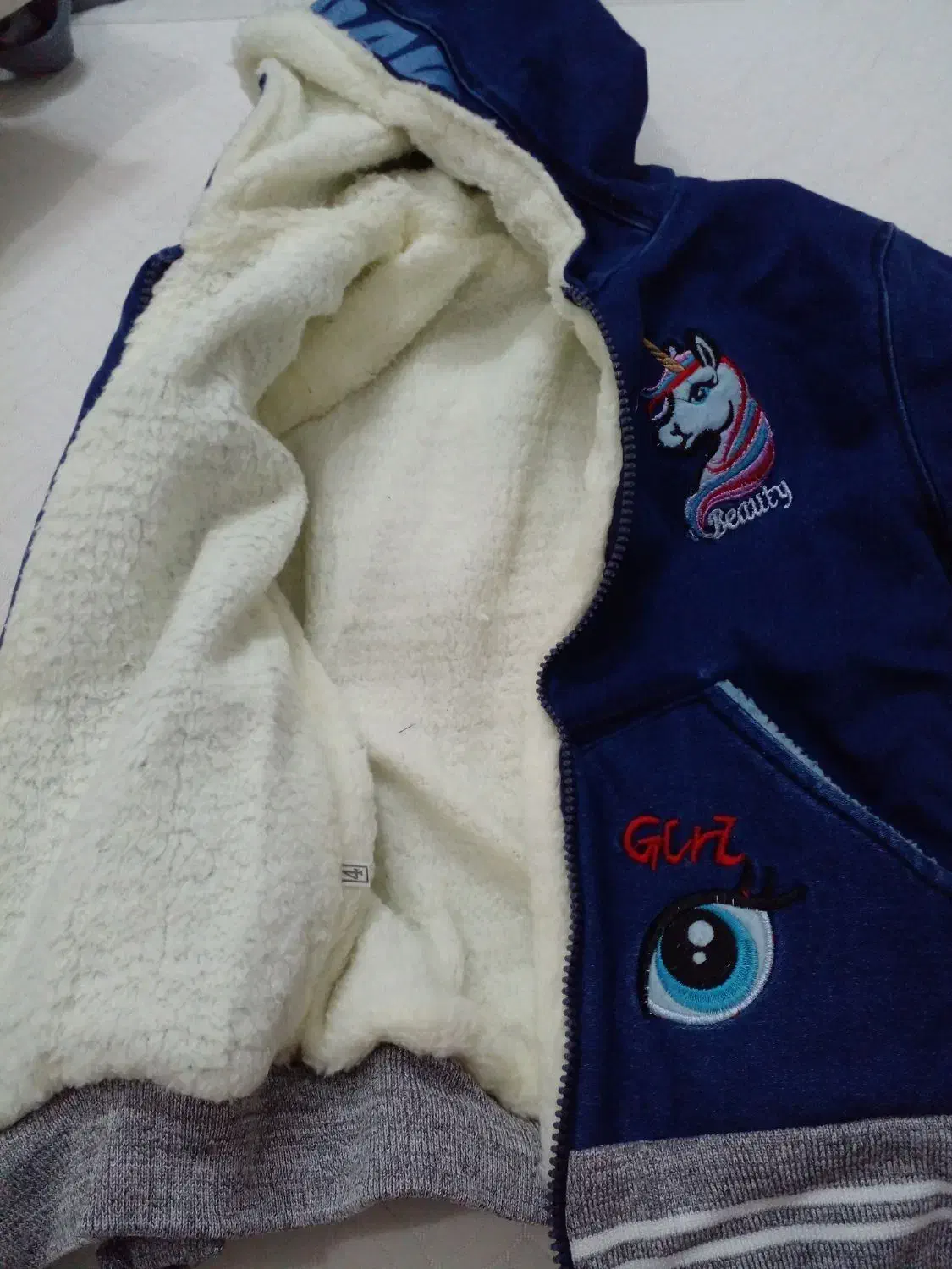 کاپشن سایز۴|لباس|داراب, |دیوار