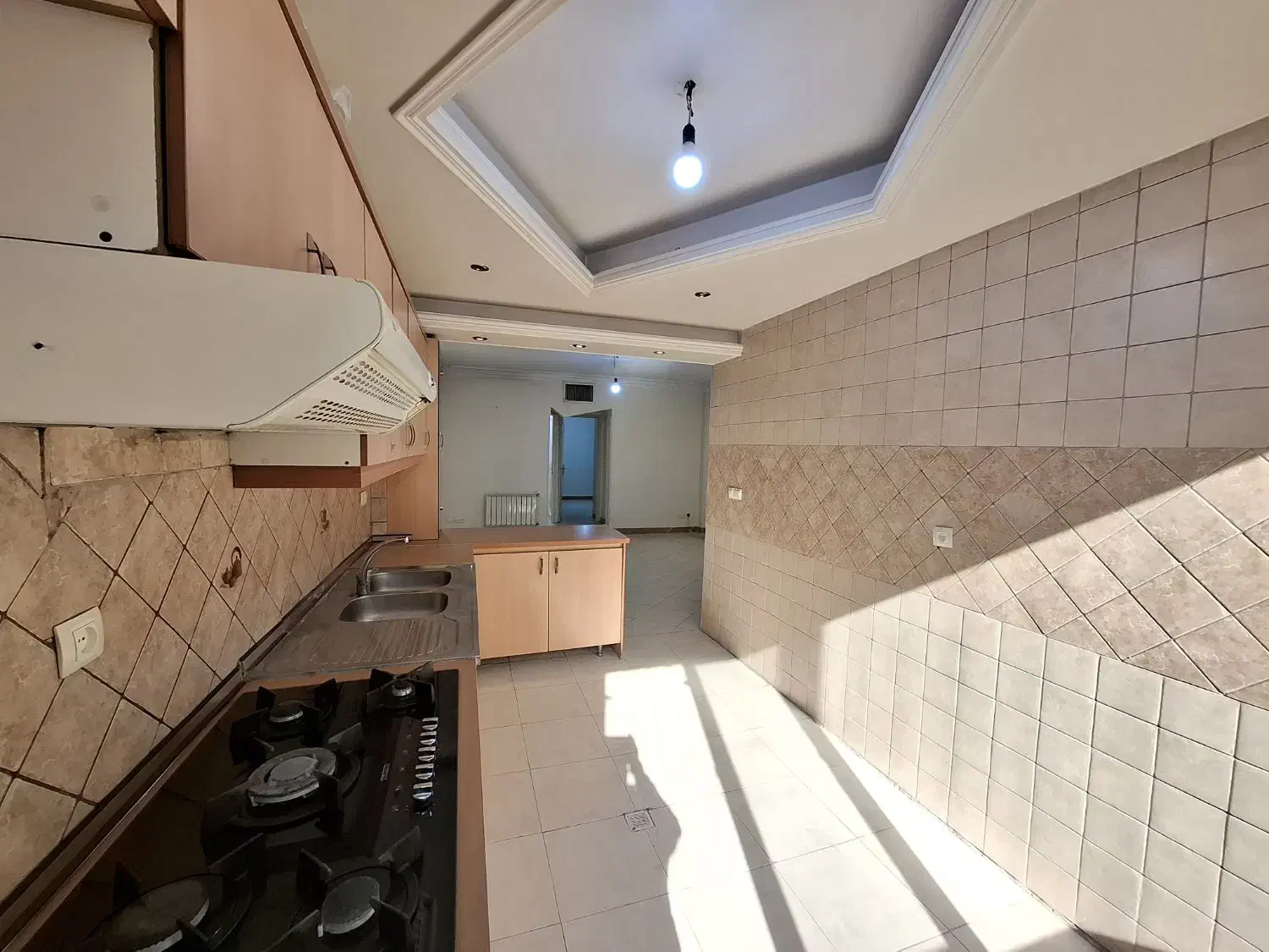 اجاره آپارتمان نارمک میدان ۱۸ تکواحدی ۶۵متر دوخواب