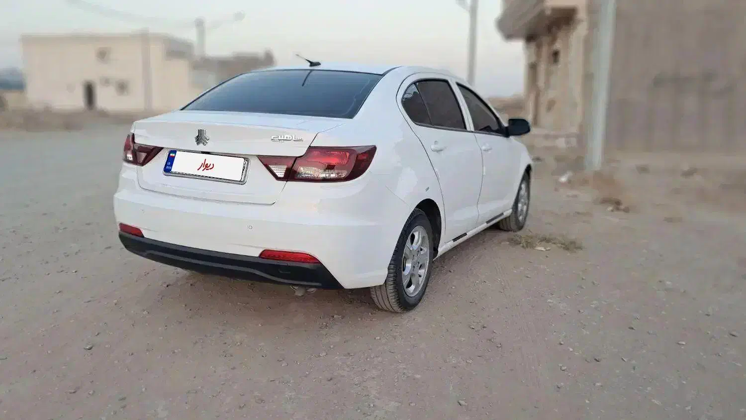 شاهین ۱۴۰۲ کمکار، سانروف + ESP ،کارمندی،پارکینگی|خودرو سواری و وانت|کاشان, زیارتی|دیوار