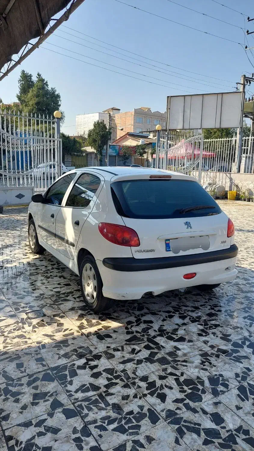 ۲۰۶ سفید مدل ۹۰ عالی مصرف کننده سالم|خودرو سواری و وانت|قائم‌شهر, |دیوار