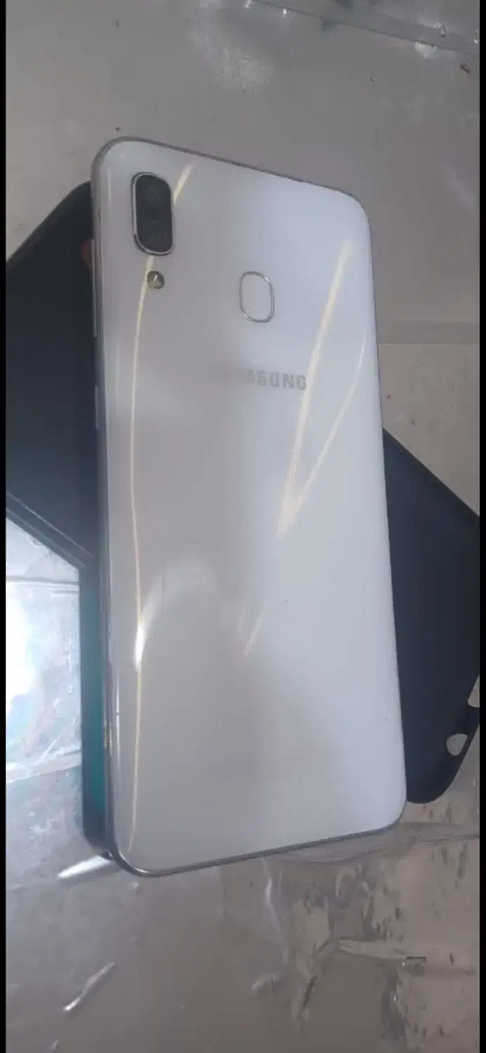 گوشی سامسونگ A30 سلامت کامل|موبایل|تهران, مینای جنوبی|دیوار