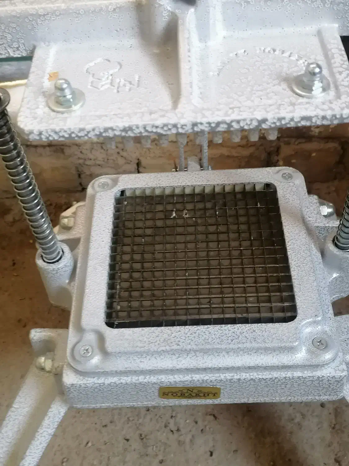 خلال کن سیب زمینی دستی نیمه صنعتی|خردکن، آسیاب، غذاساز|شیراز, شهرک مهرگان|دیوار