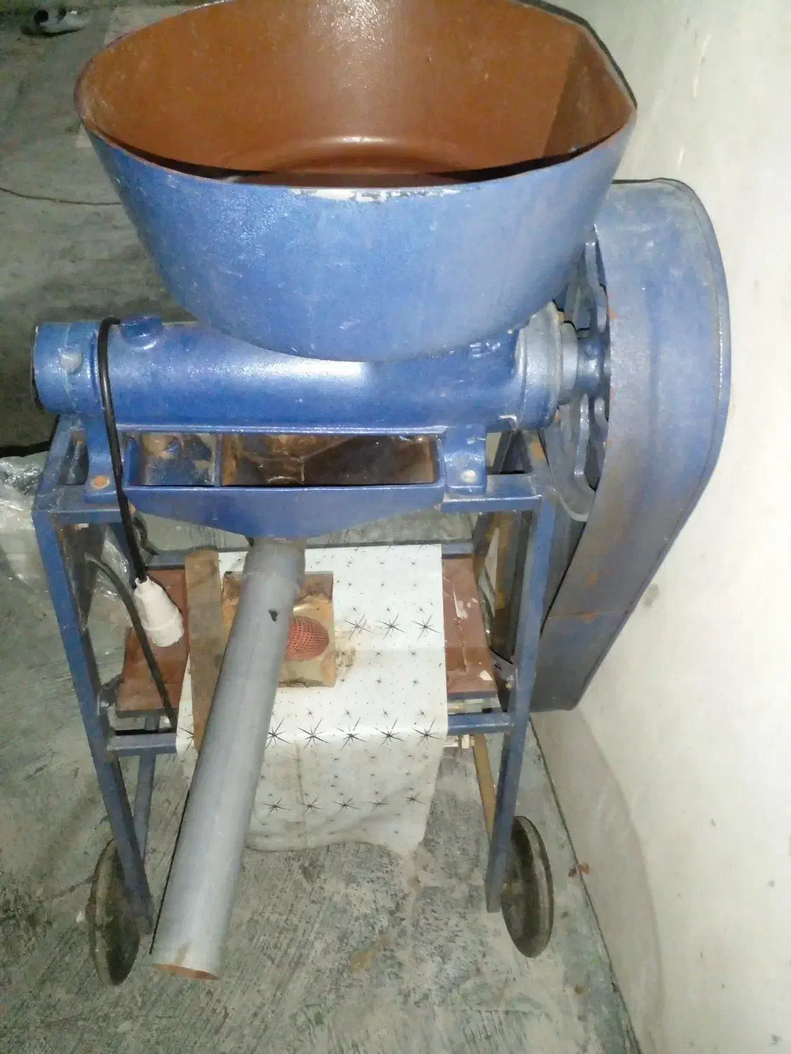 فروش دو عدد دستگاه آب گیری|ماشینآلات صنعتی|سورک, |دیوار