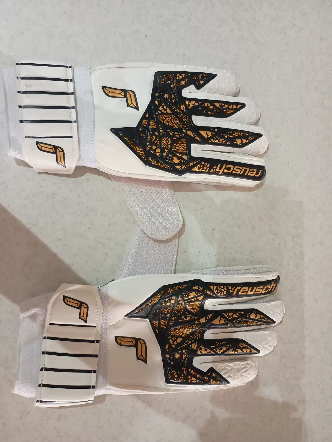 دستکش گلری (دروازه بانی)|ورزش‌های توپی|فردیس, شهرک سپاه|دیوار