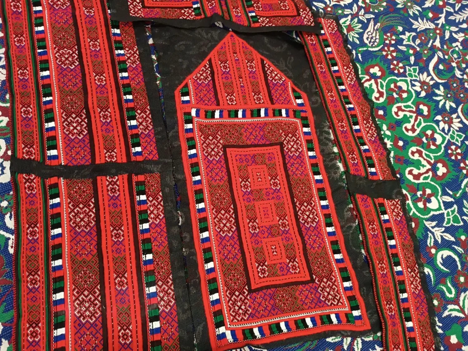 بدن آستین نو بزرگسال|لباس|سراوان, |دیوار