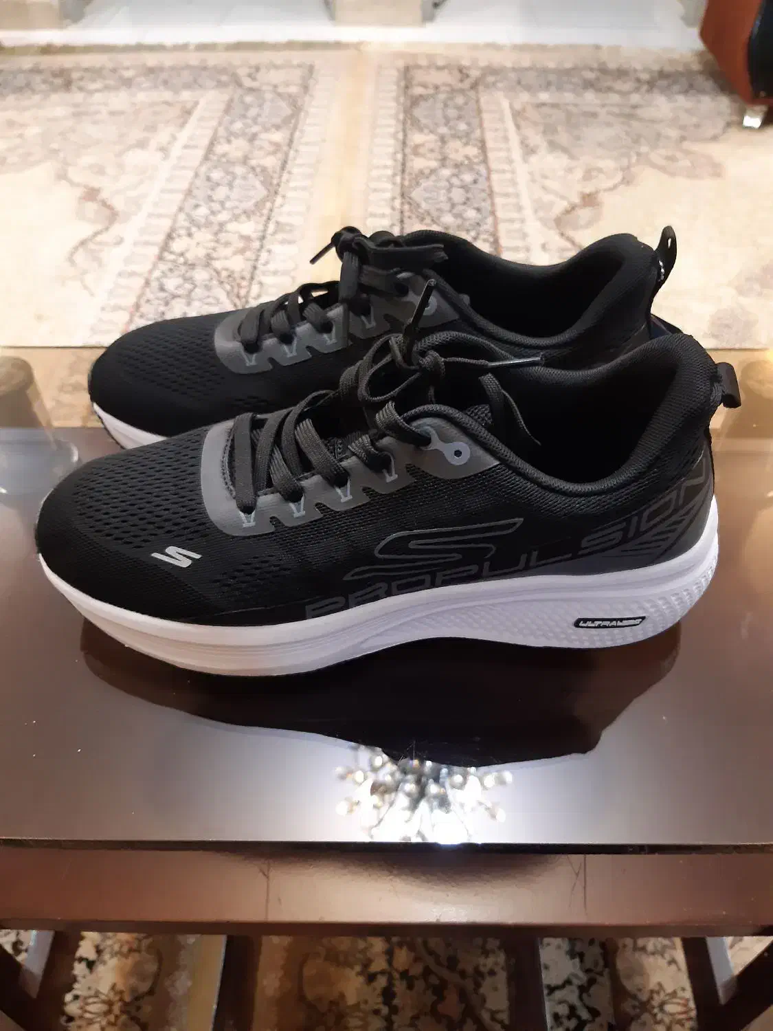 کتونی اسکیچرز ویتنام|کیف، کفش، کمربند|لاهیجان, قیام|دیوار