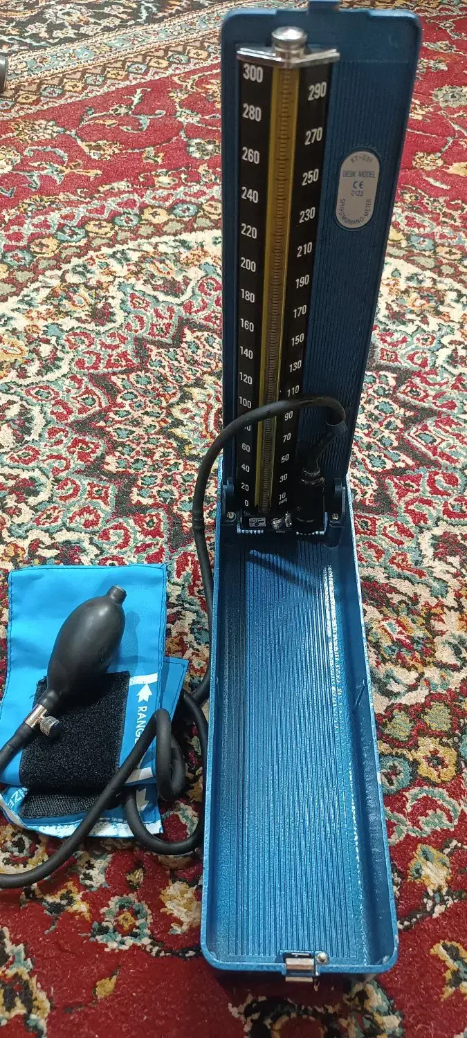 فشار سنج جیوه ای رومیزی قدیمی|پزشکی|رودسر, |دیوار