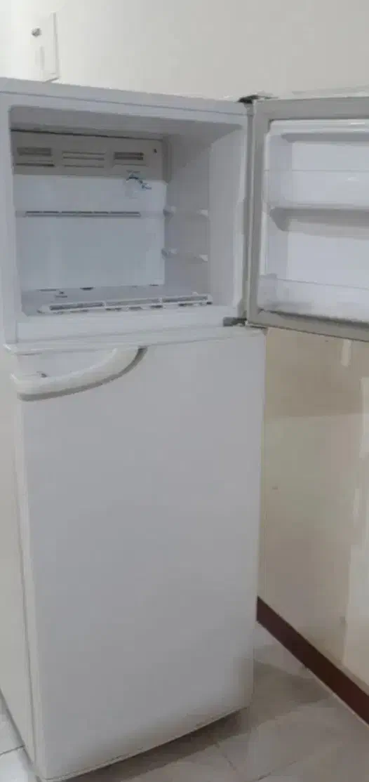 یخچال فریزر اسنوا در حد نو|یخچال و فریزر|شوش, |دیوار