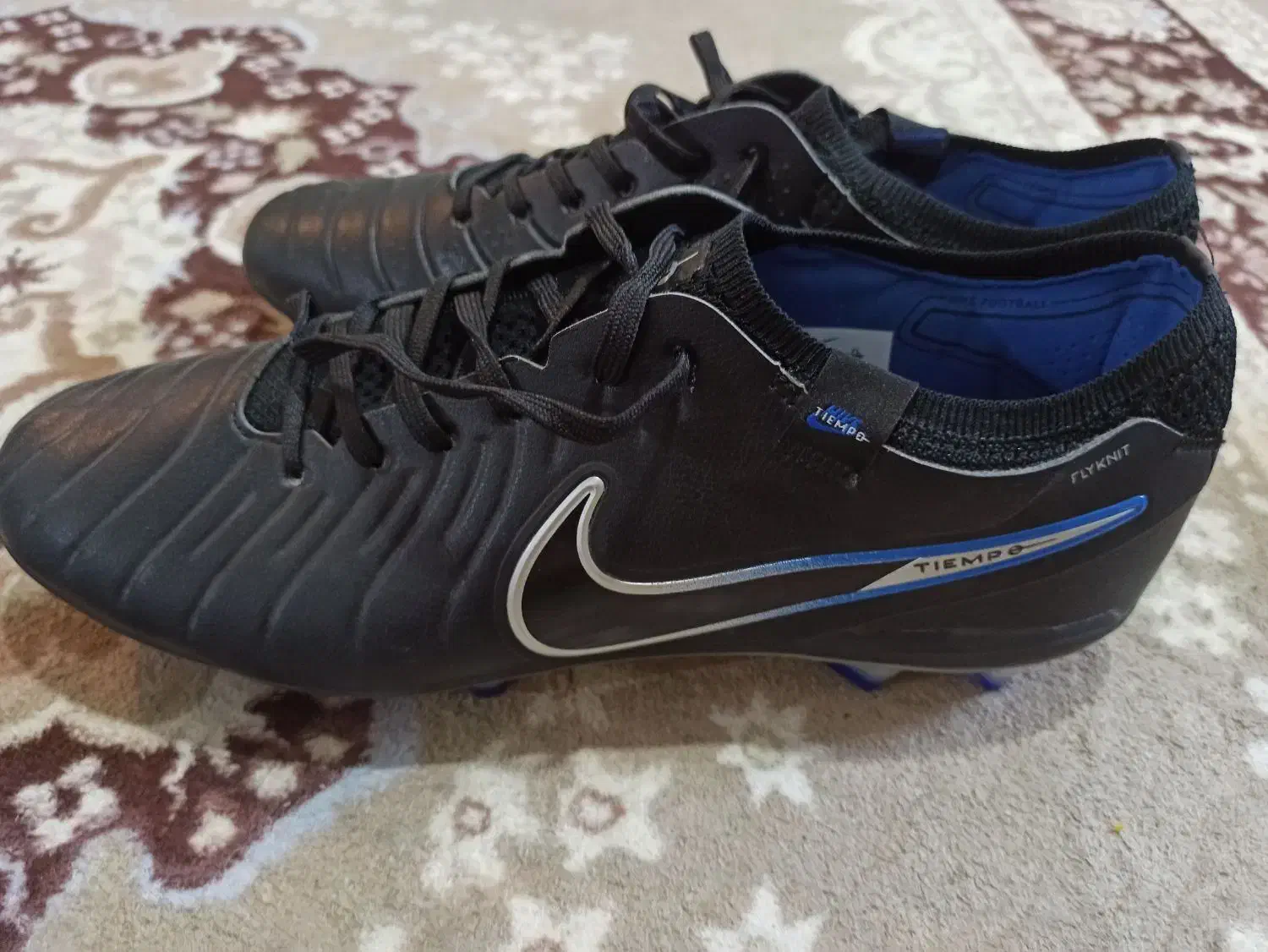 کفش نایک تمپو اصل بوسنی سایز 44|کیف، کفش، کمربند|بوشهر, |دیوار