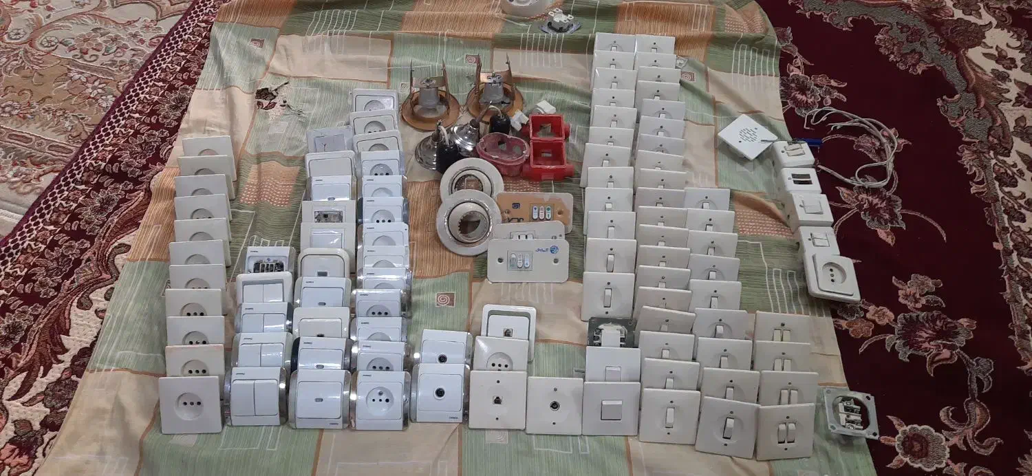 کلید و پریز برق|حراج|اسفراین, |دیوار