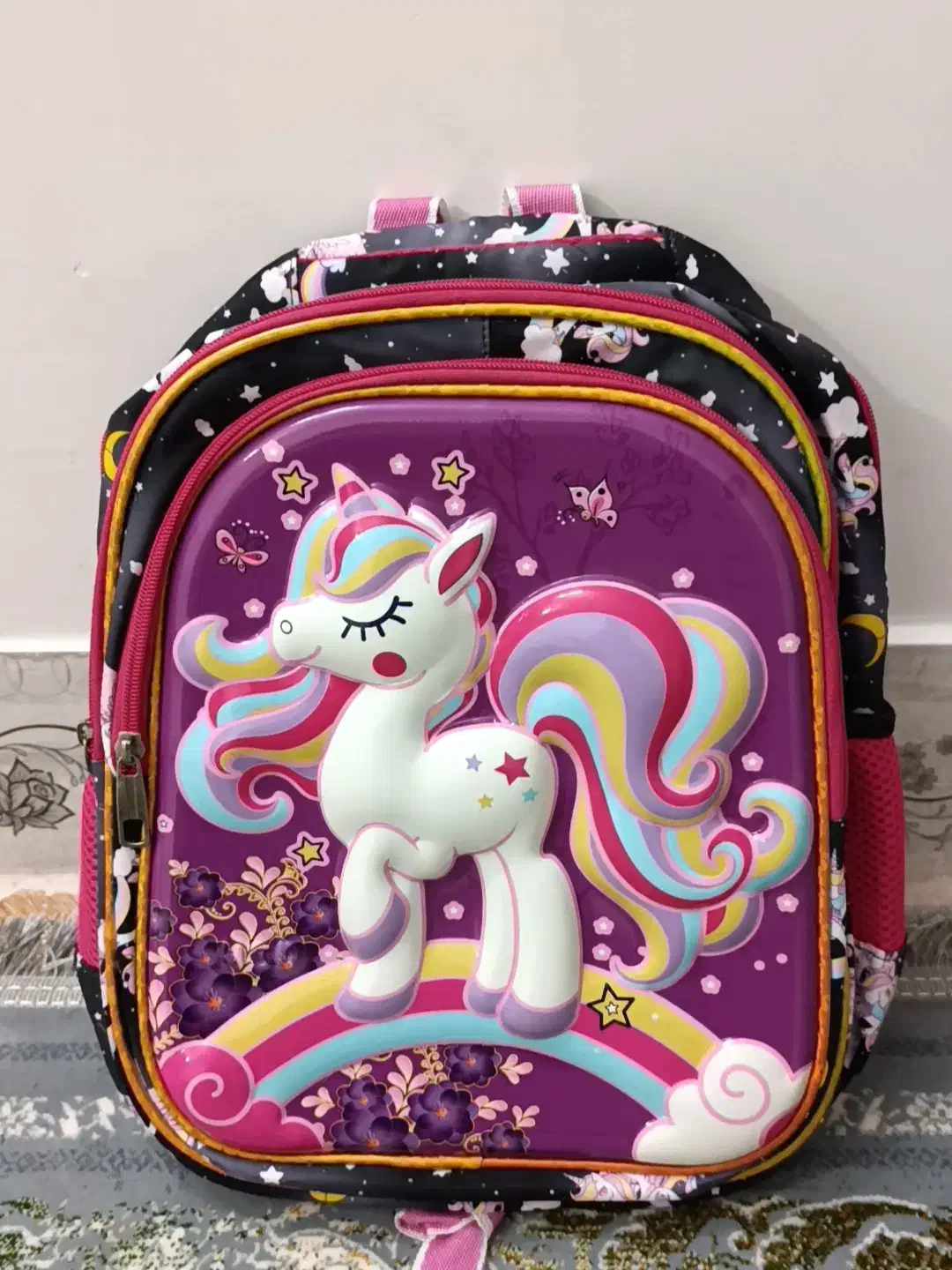 کیف مدرسه دخترانه|کیف، کفش، کمربند|بروجرد, |دیوار