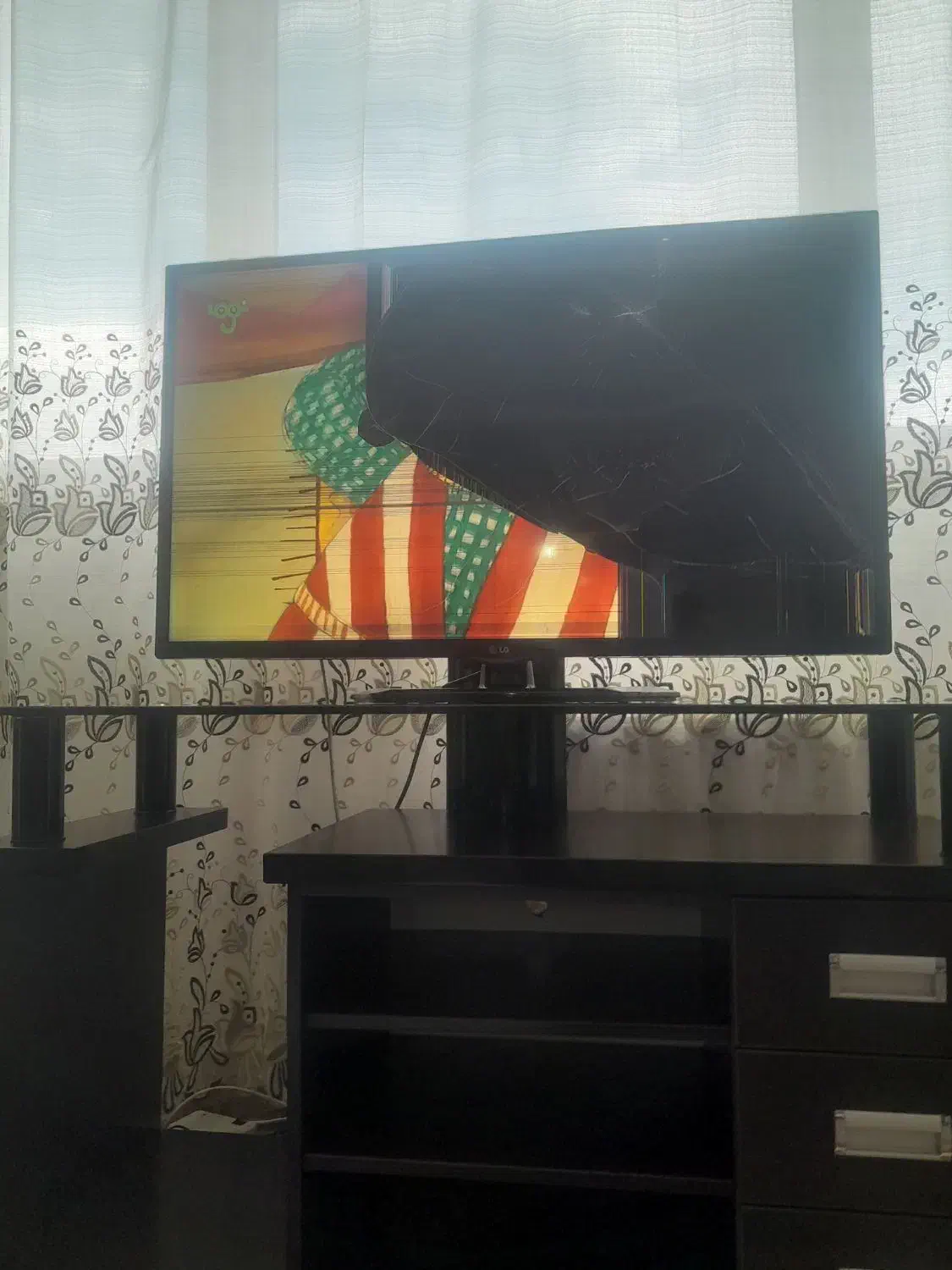 تلوزیون 42 Ld|تلویزیون و پروژکتور|مشگین شهر, |دیوار