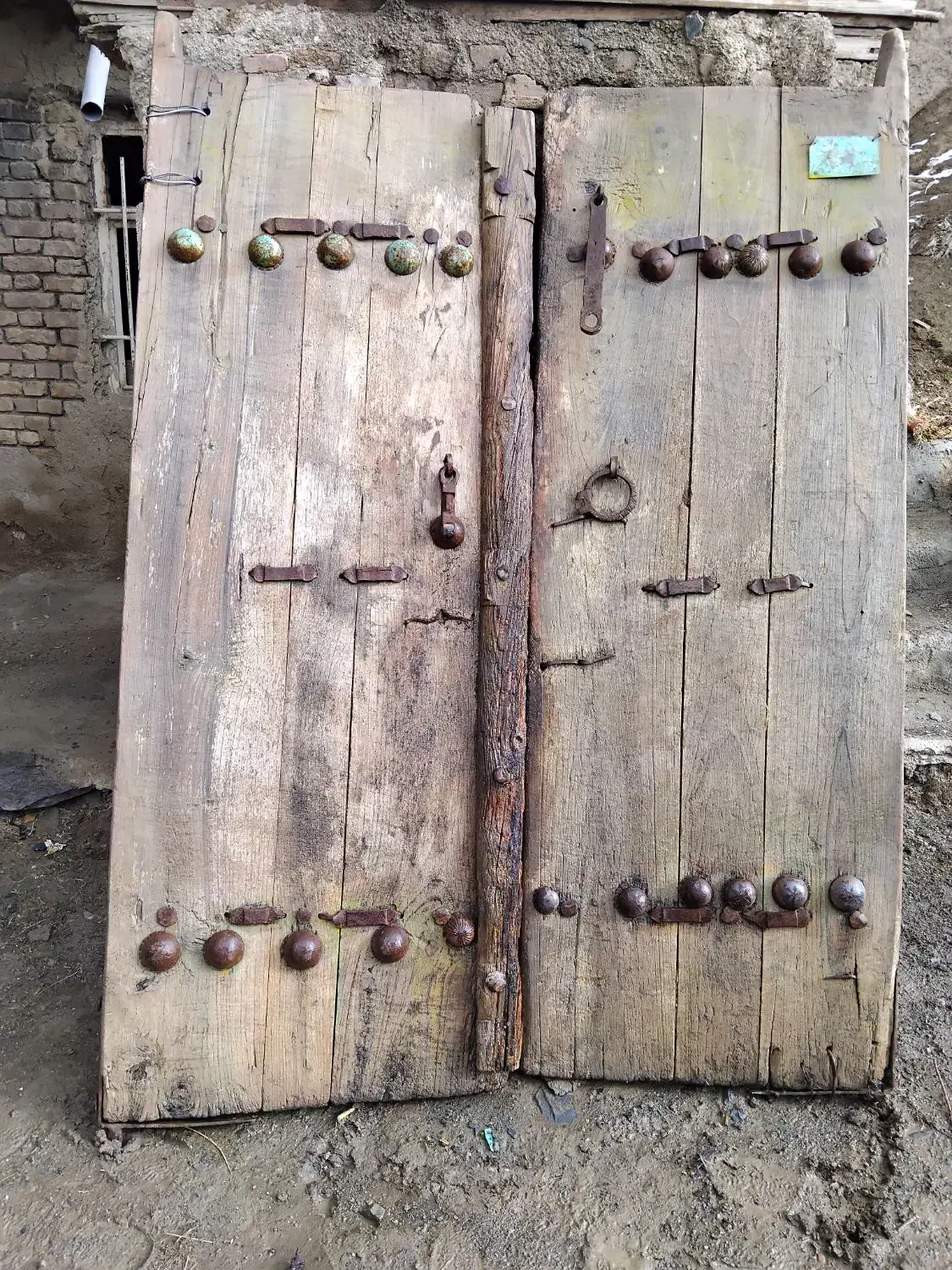 درب حیاط قدیمی|کلکسیون اشیاء عتیقه|ملایر, |دیوار