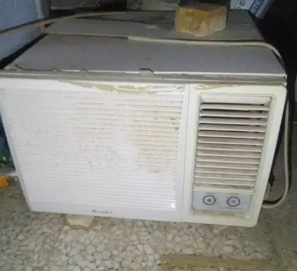 کولر پشت پنجره ای. مارک گری|کولر گازی و فن‌کوئل|زابل, |دیوار