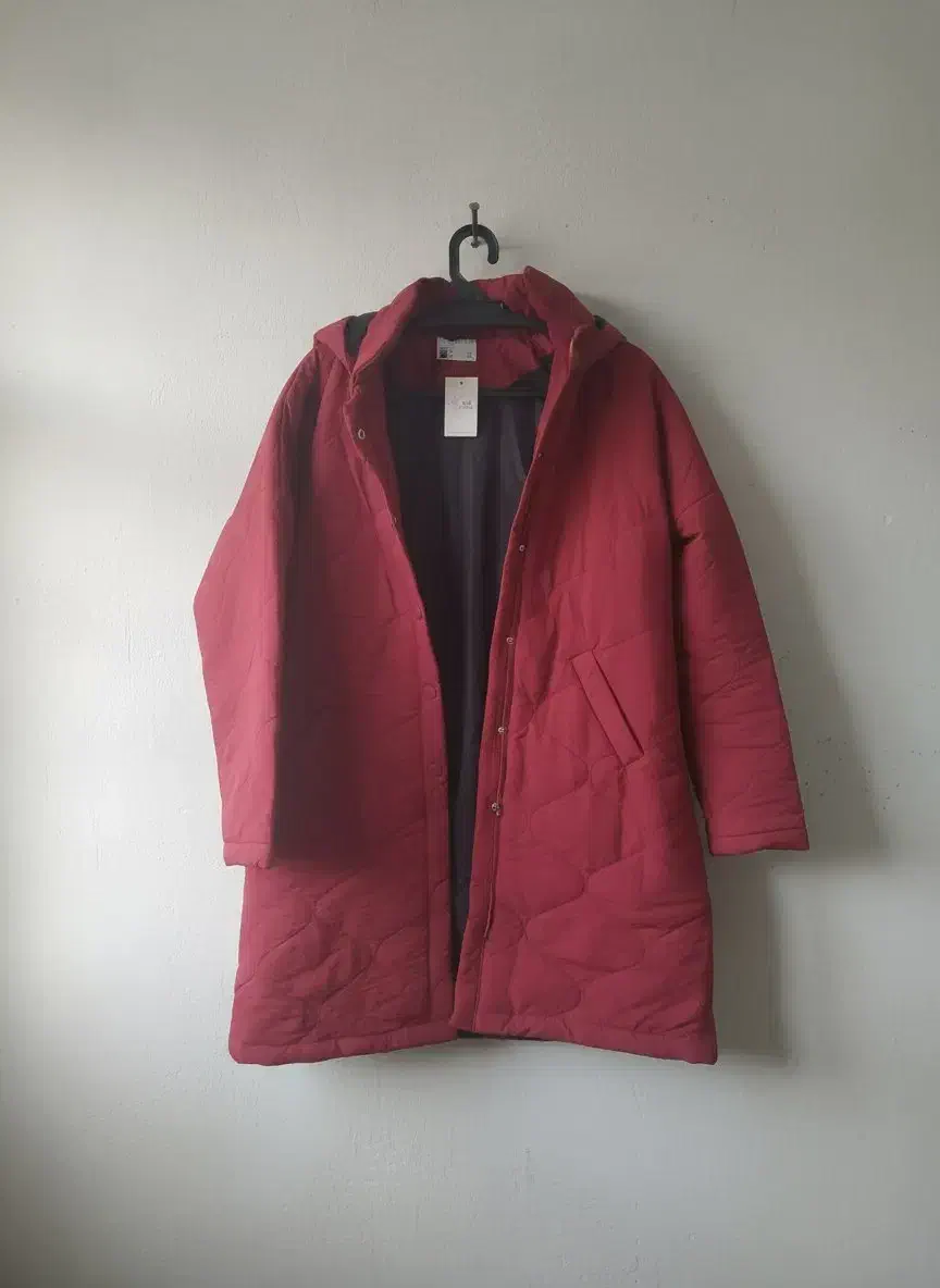 کاپشن|لباس|اصفهان, جویباره|دیوار