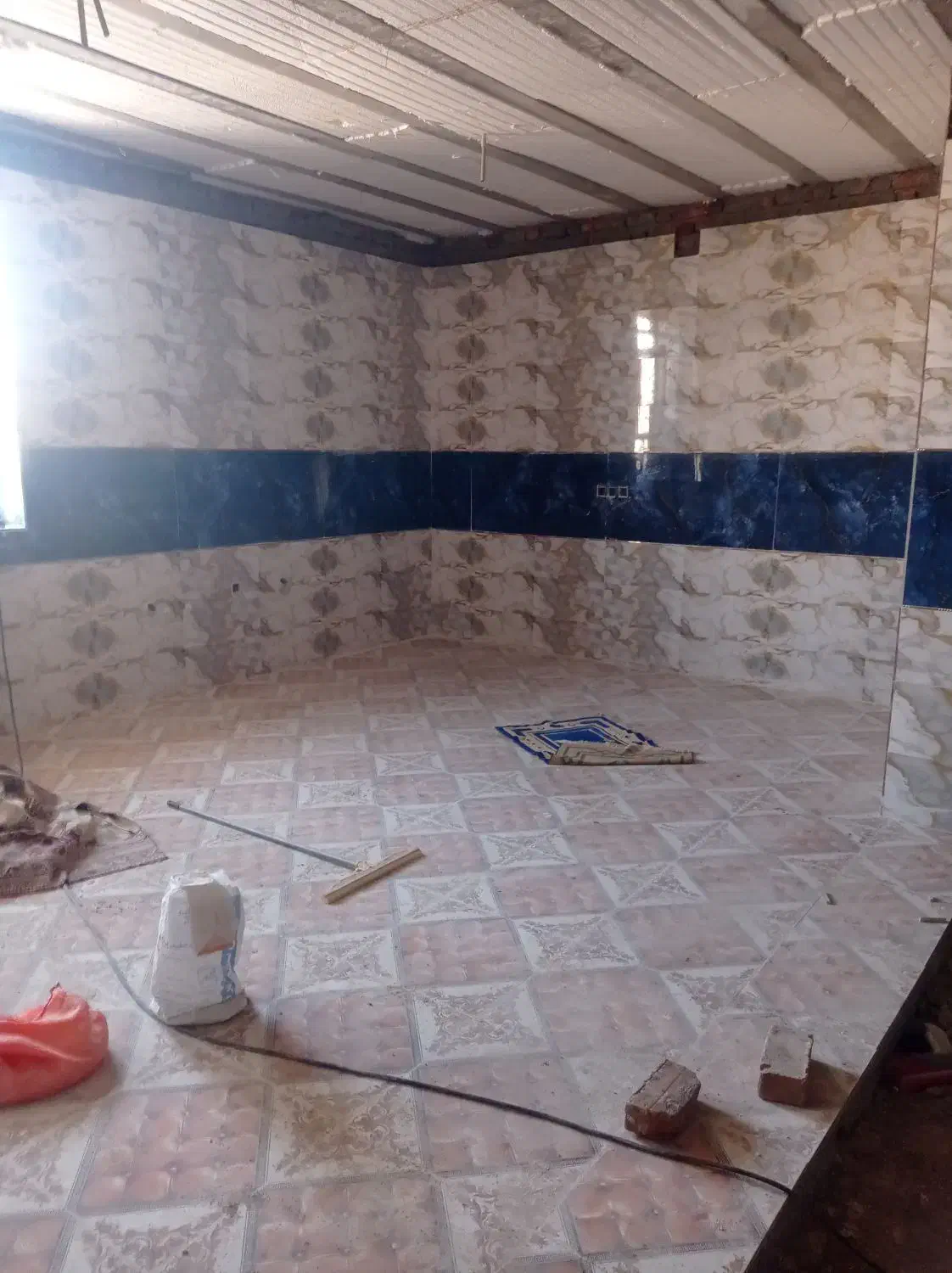 کاشی و سرامیک|خدمات پیشه و مهارت|خاش, |دیوار