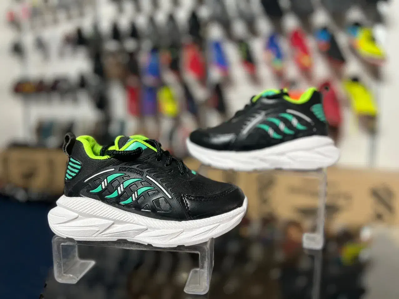 کهکشانی(رایگان ) ..کفش محمد|کفش و لباس بچه|کرمانشاه, |دیوار