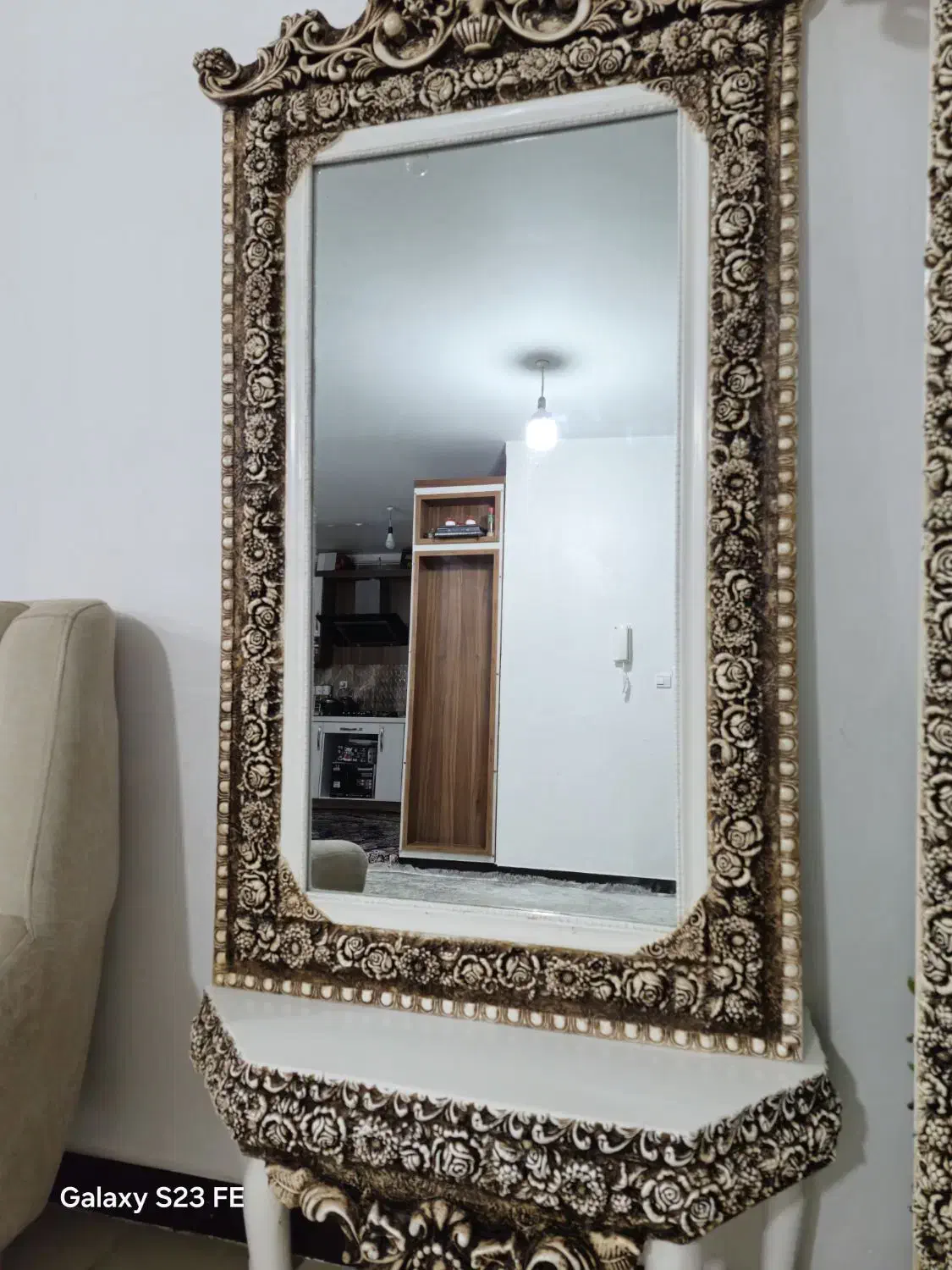 آینه وبوفه بسیار تمیز|بوفه، ویترین، کنسول|بندر ماهشهر, |دیوار