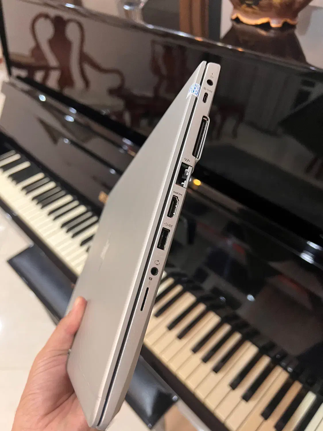 لپتاپElite book  Hp خاص گرافیک دار در حدآک 745 G6|رایانه همراه|تهران, سعادت‌آباد|دیوار