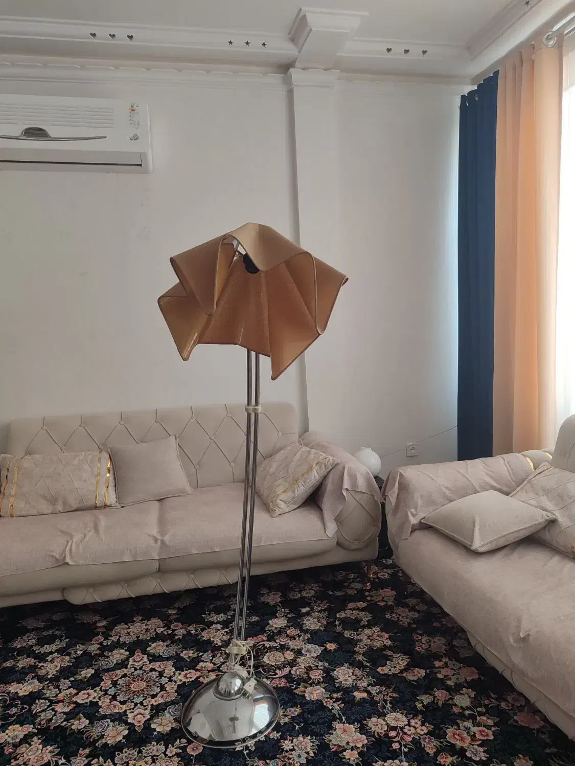 آباژور در حد نو|چراغ خواب و آباژور|سرپل ذهاب, |دیوار