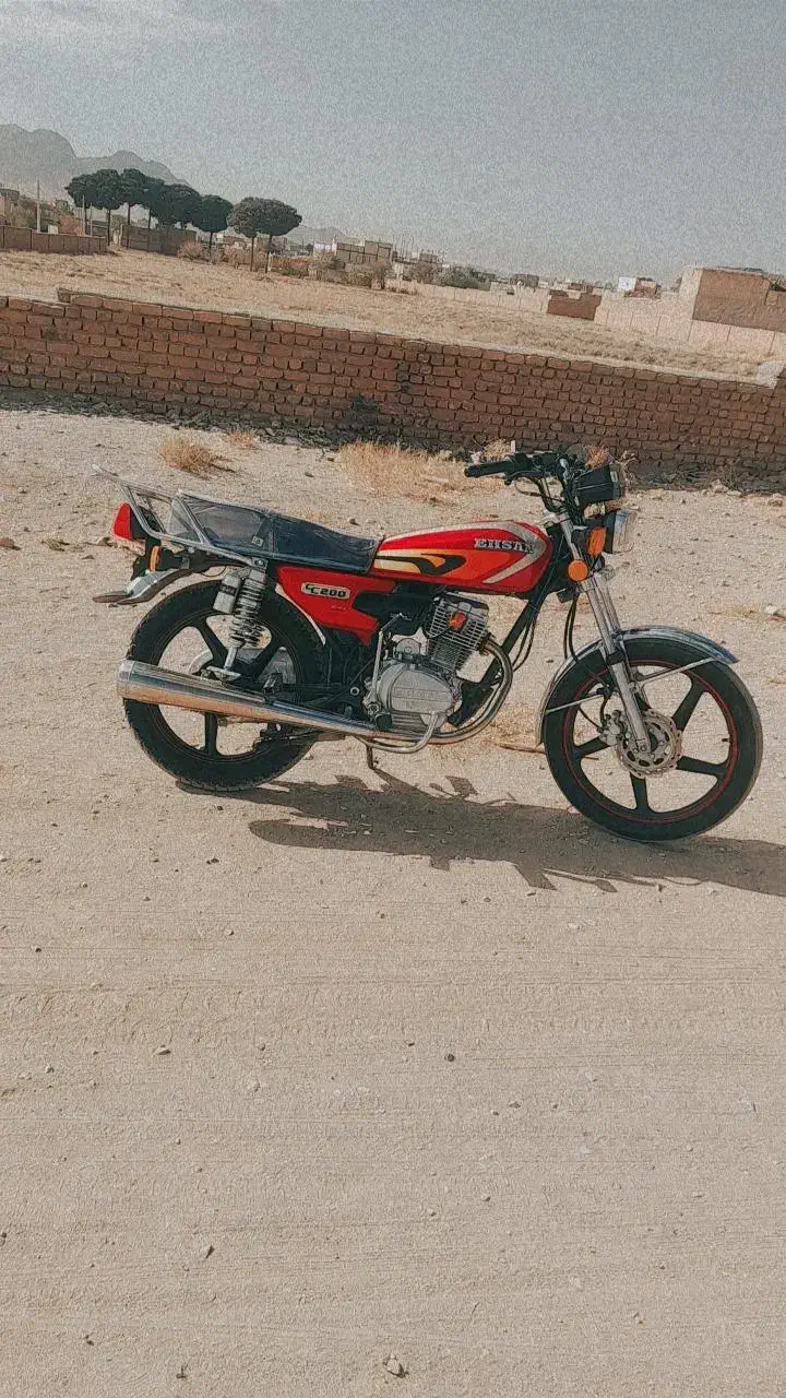 موتور 200|موتورسیکلت|تربتحیدریه, رضاشهر|دیوار