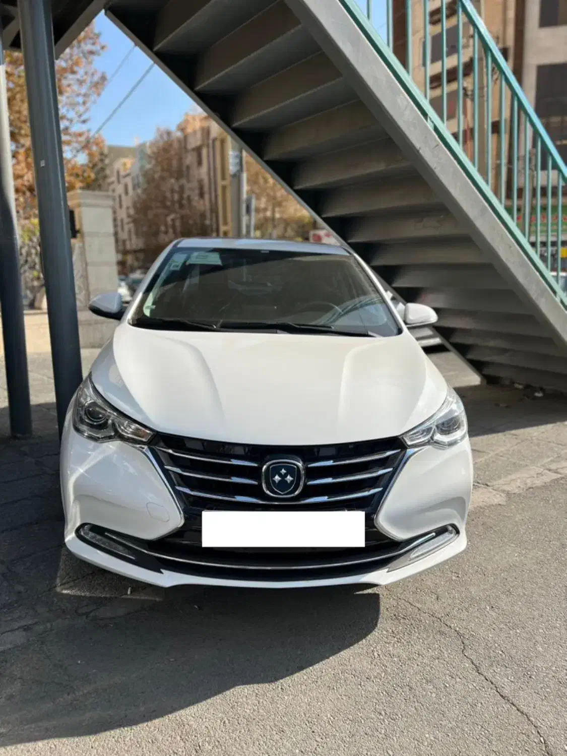 اف ام / FMC سفید|خودرو سواری و وانت|تهران, پونک|دیوار