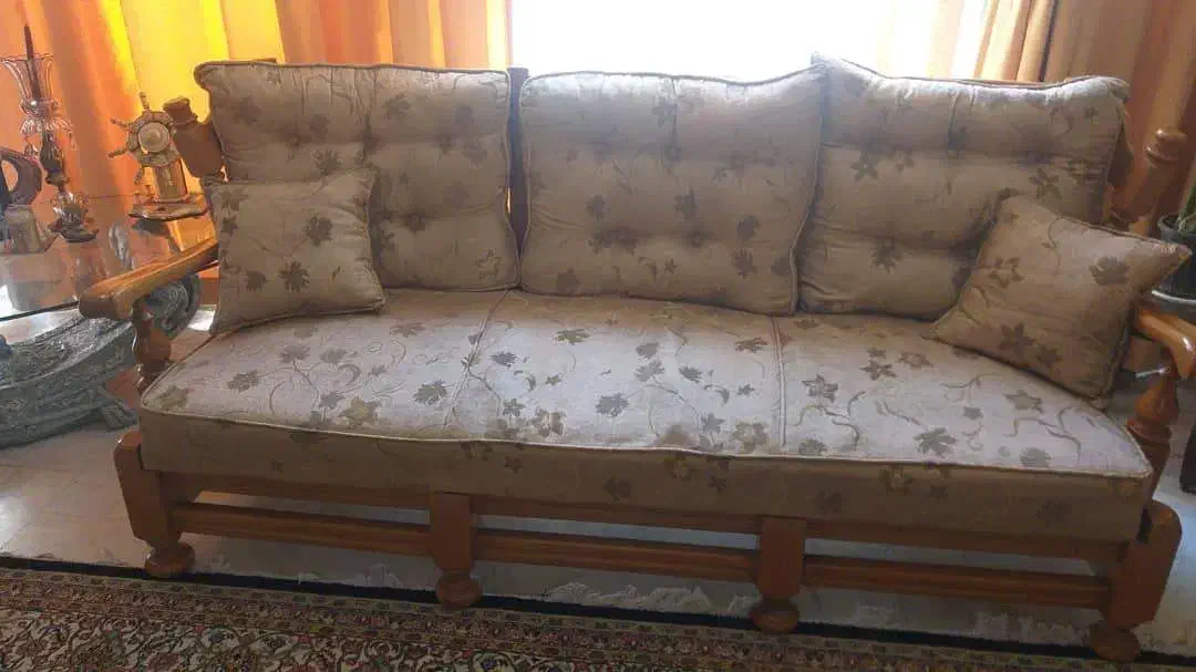 مبلمان ۷نفره بهمراه میزناهارخوری۸نفره|مبلمان خانگی و میز عسلی|تهران, میرداماد|دیوار
