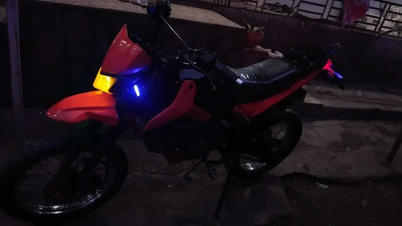 تریل سالم|موتورسیکلت|رشت, پیرسرا|دیوار