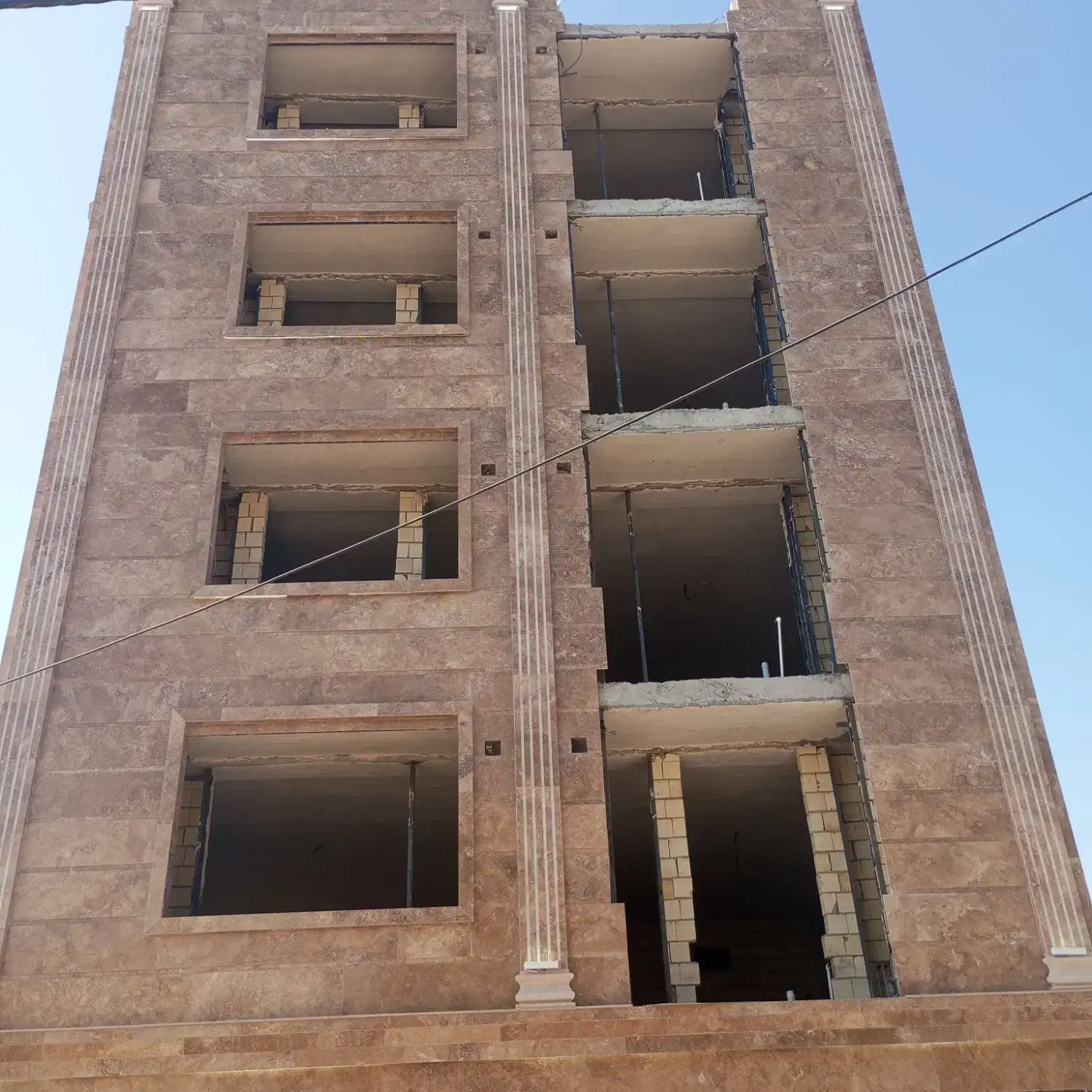 فروش واحد آپارتمان دوخوابه در خیابان فاضل|فروش آپارتمان|شیراز, کوشک میدان|دیوار