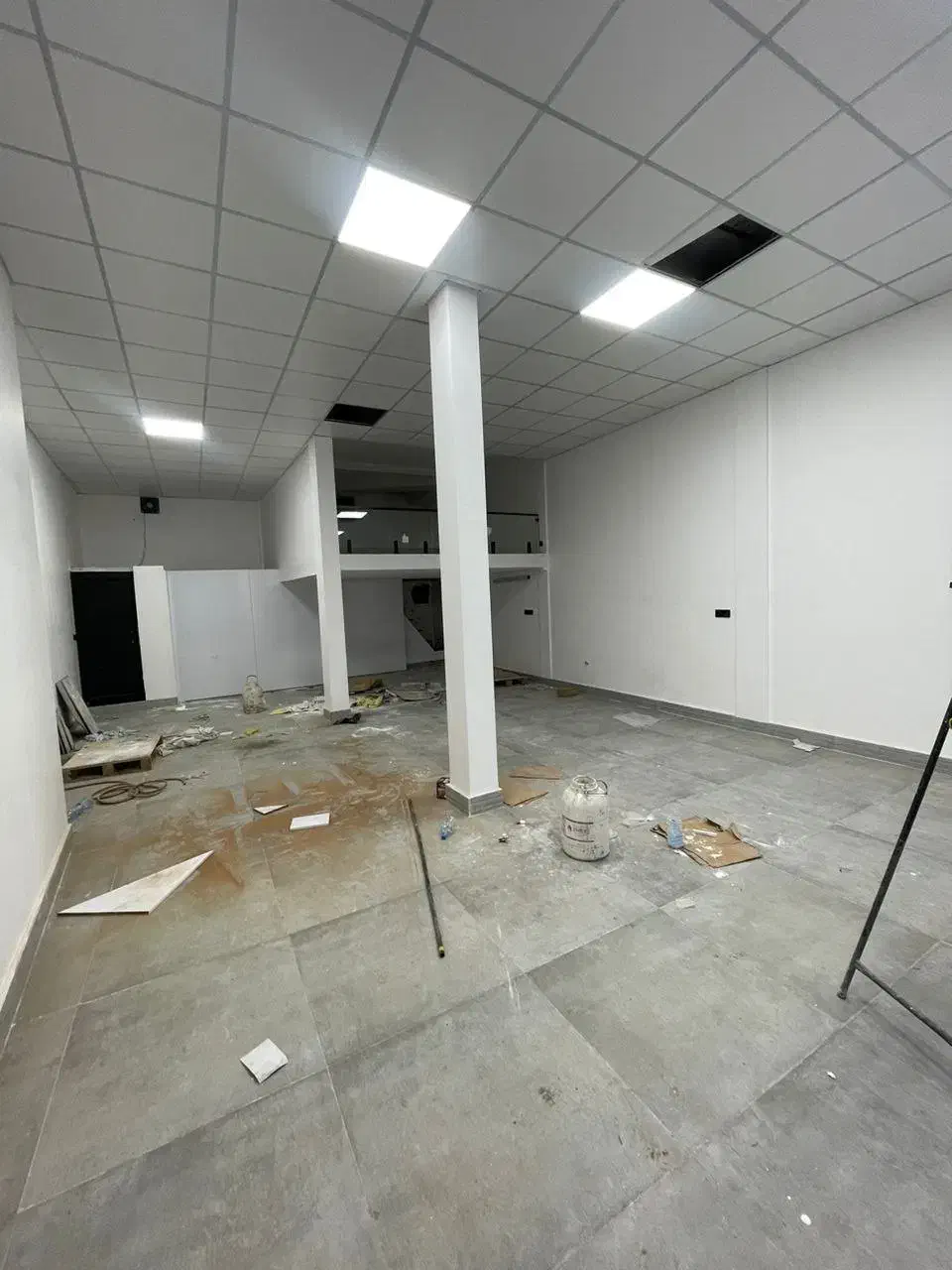 اجاره مغازه شیک و تمیز در بلوار خزر|اجارهٔ مغازه و غرفه|ساری, |دیوار