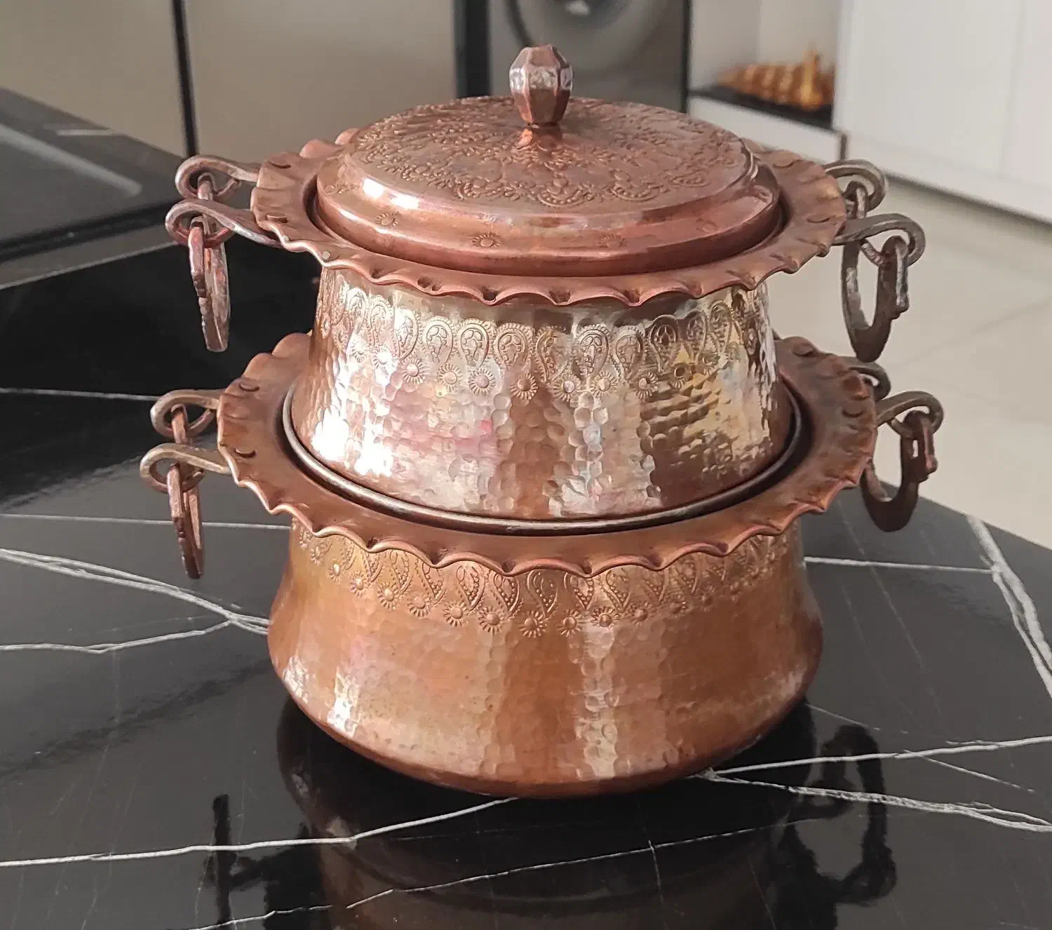 قابلمه مسی|ظروف پخت‌وپز|یاسوج, |دیوار