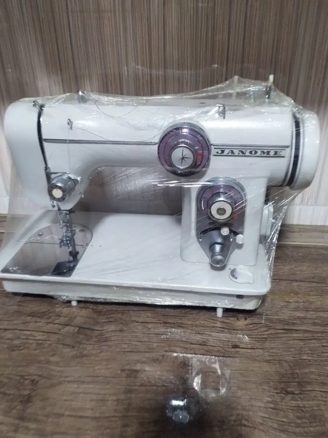 چرخ خیاطی|چرخ خیاطی و ریسندگی|رضویه, |دیوار