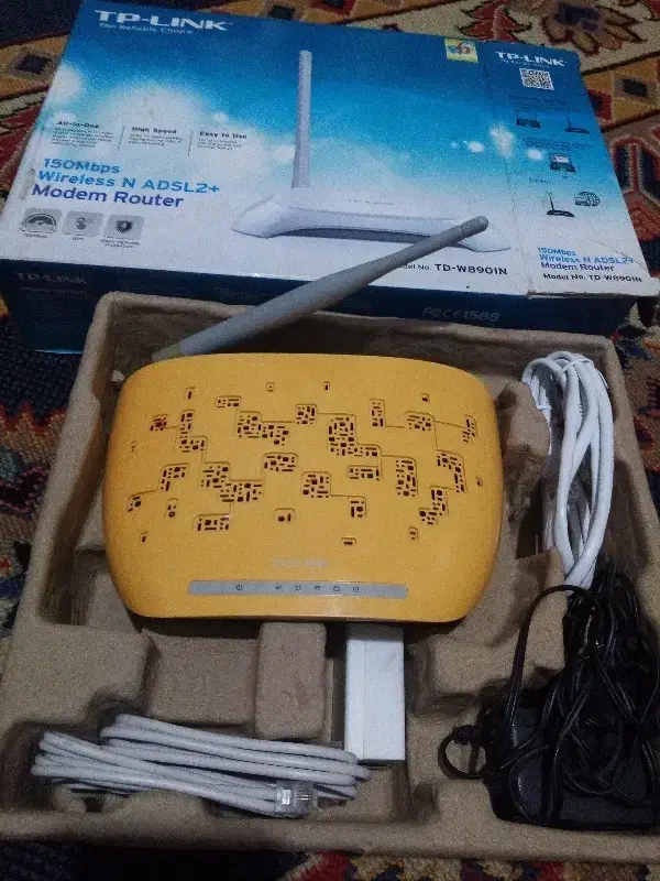 مودم تی پی لینک سالم با لوازم|مودم و تجهیزات شبکه|لاهیجان, انقلاب|دیوار