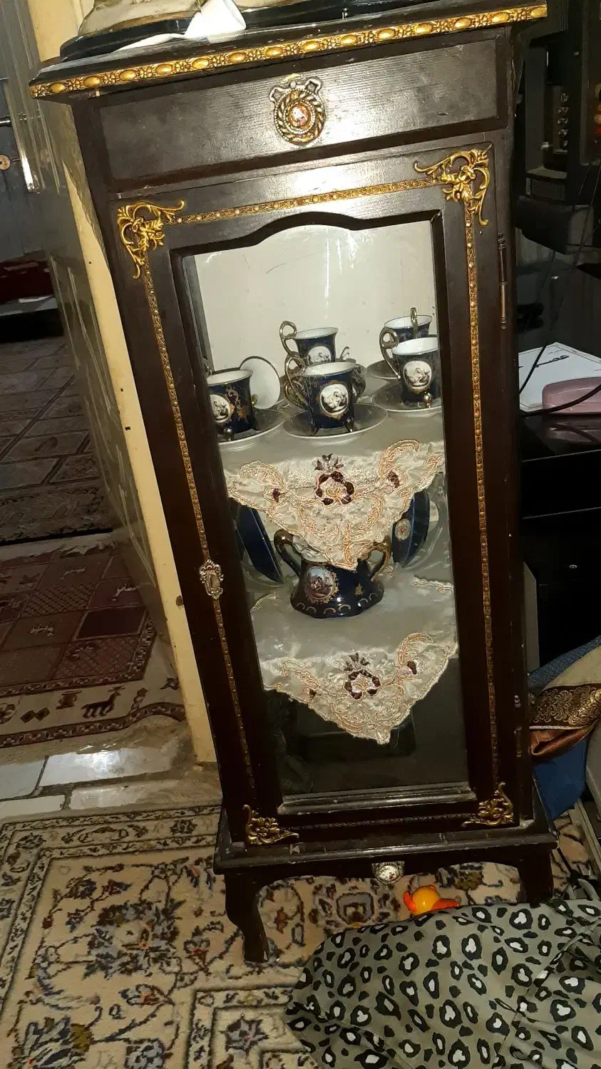 بوفه کوچک|بوفه، ویترین، کنسول|کرمانشاه, |دیوار