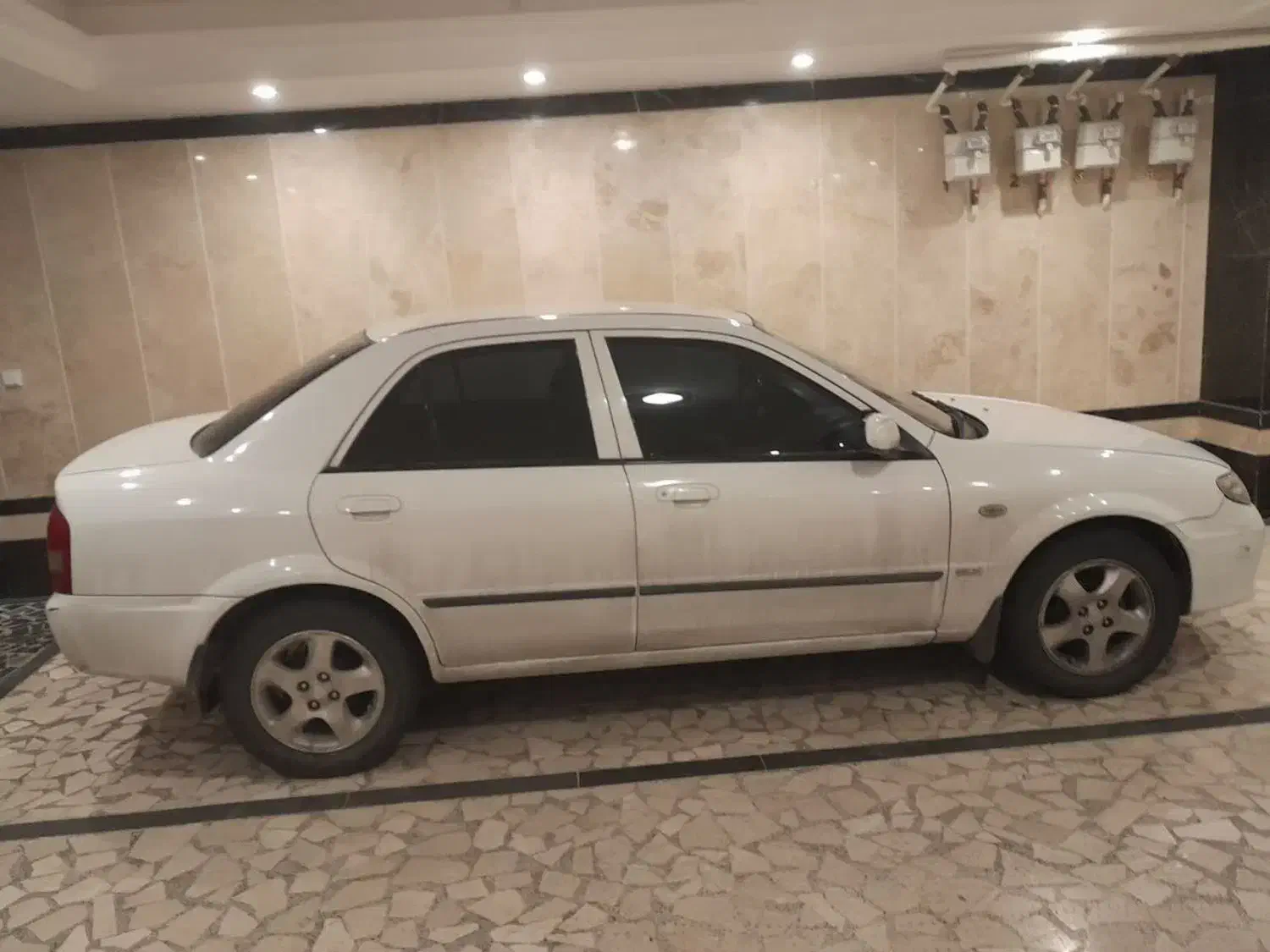 مزدا 323 تیپ 2|خودرو سواری و وانت|تهران, صادقیه|دیوار