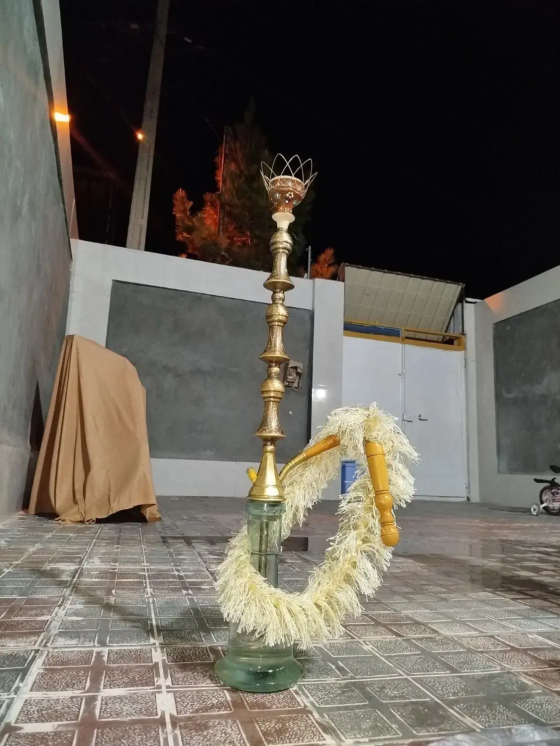 قلیون برنجی و فلاکس|صنایع دستی و سایر لوازم تزئینی|تربت‌حیدریه, منظر|دیوار