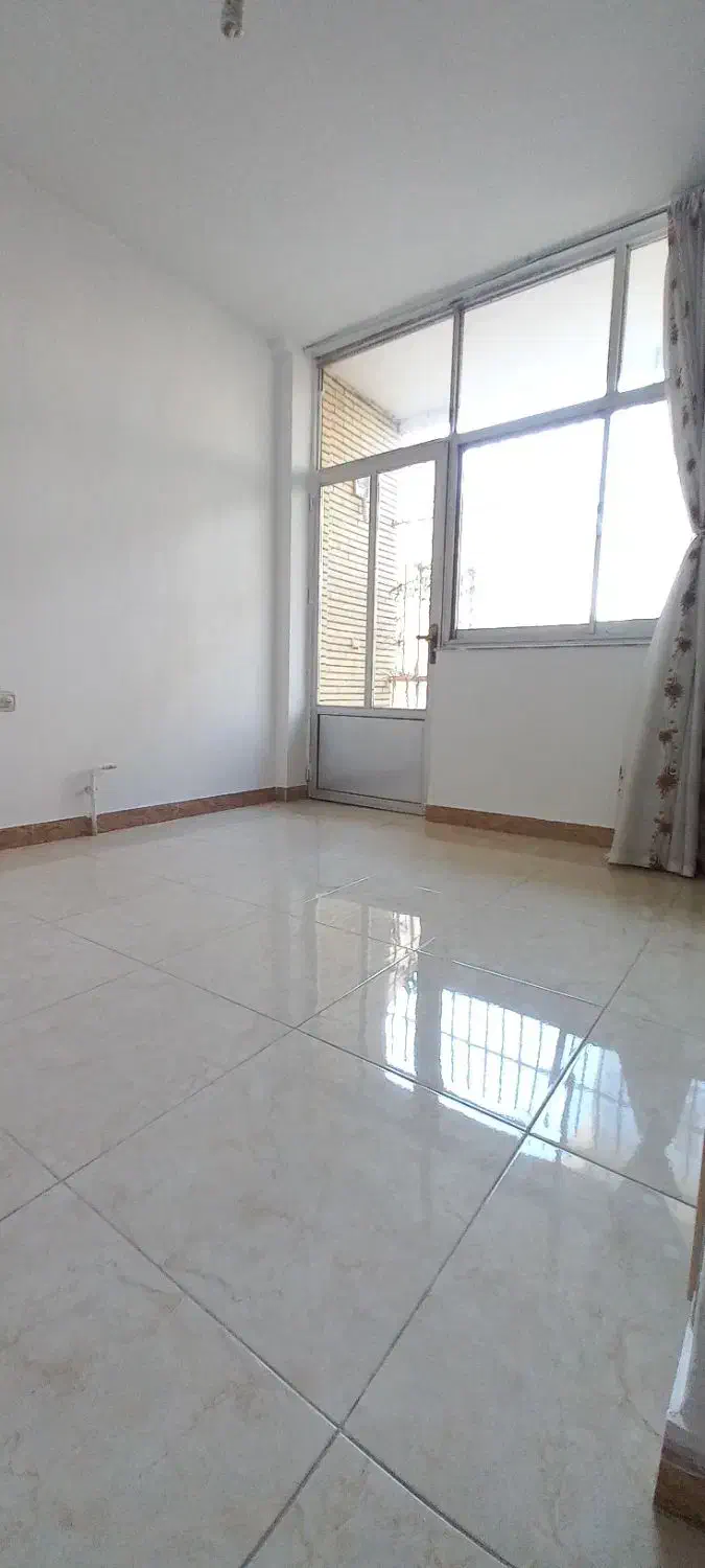 دو طبقه دو واحد رو پیلوت طبقه ی اول برای فروش|فروش آپارتمان|رشت, ترمینال|دیوار