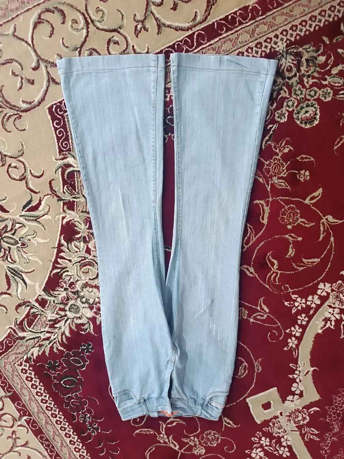 شلوار لی|لباس|مراغه, |دیوار