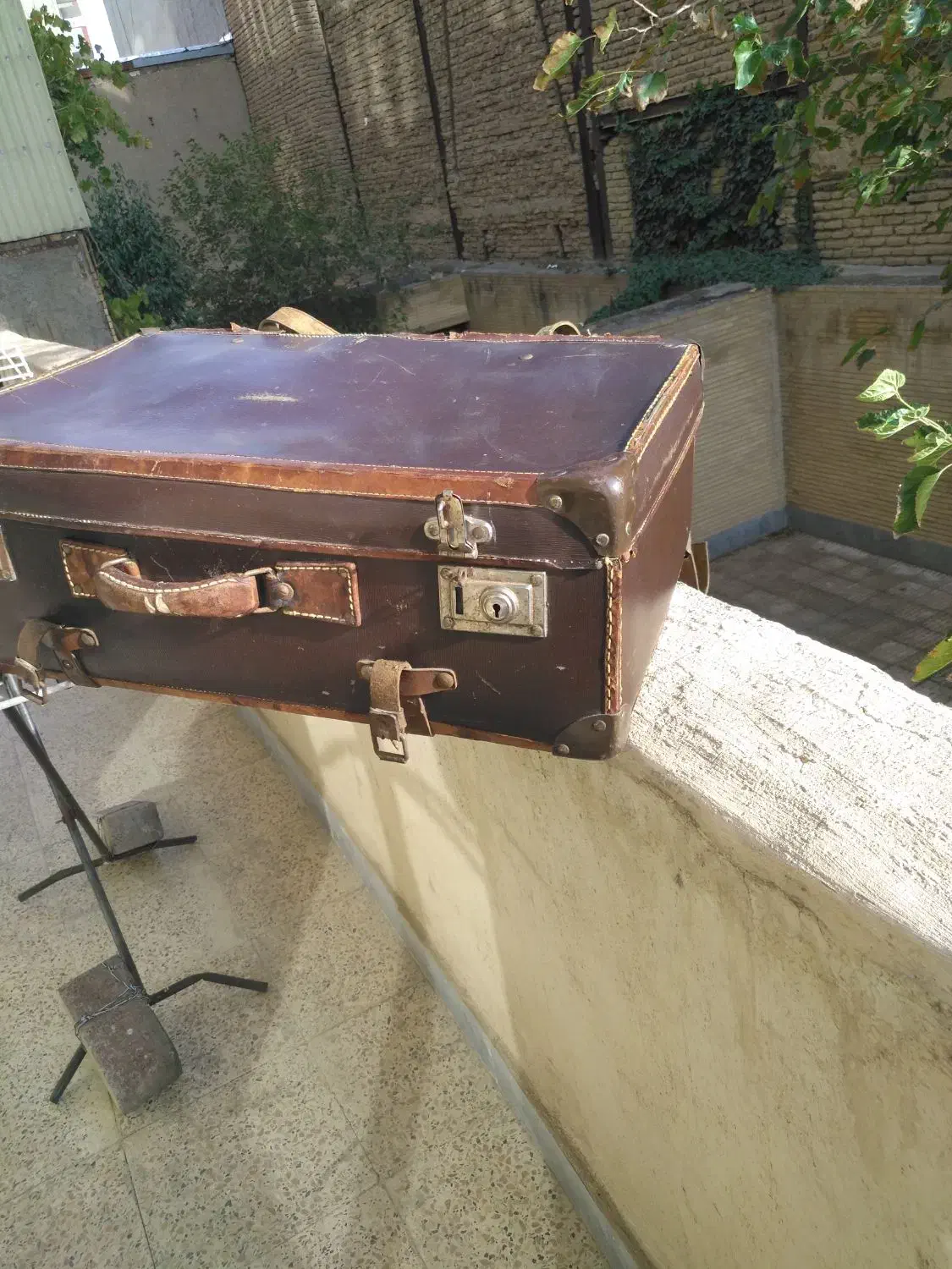 چمدان قدیمی|کیف، کفش، کمربند|تبریز, |دیوار
