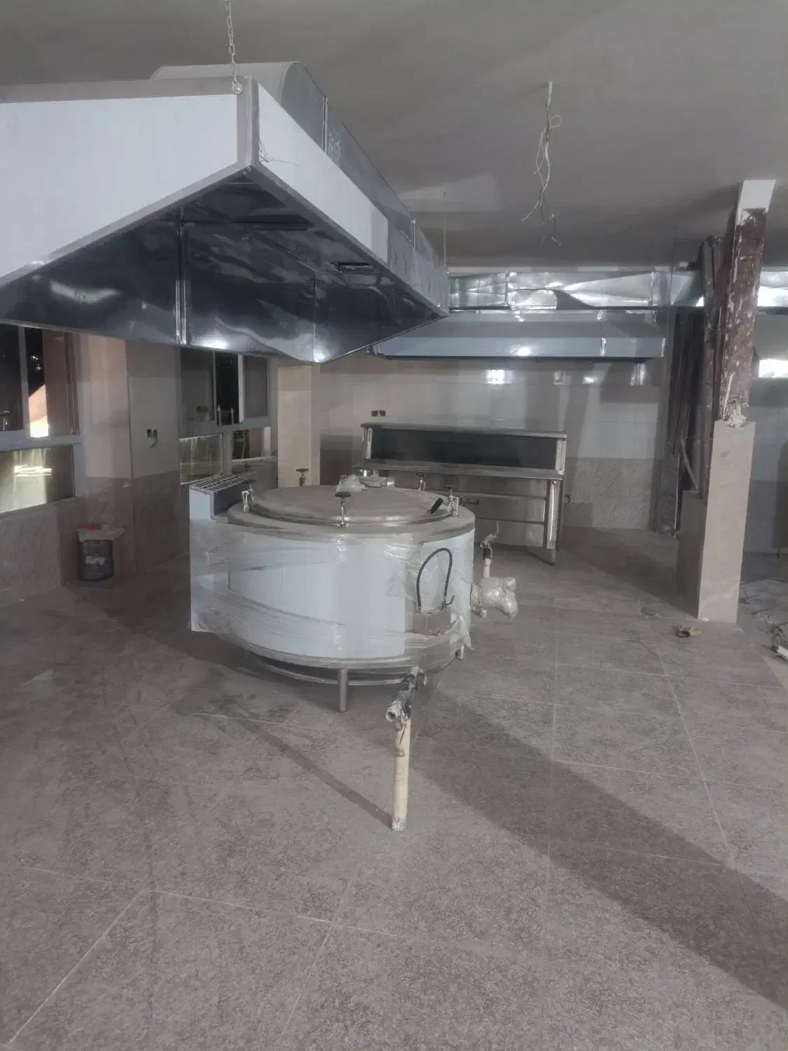 رهن و اجاره جهت کسب آشپزخانه بیرون بر|اجارهٔ مغازه و غرفه|طرقبه, |دیوار